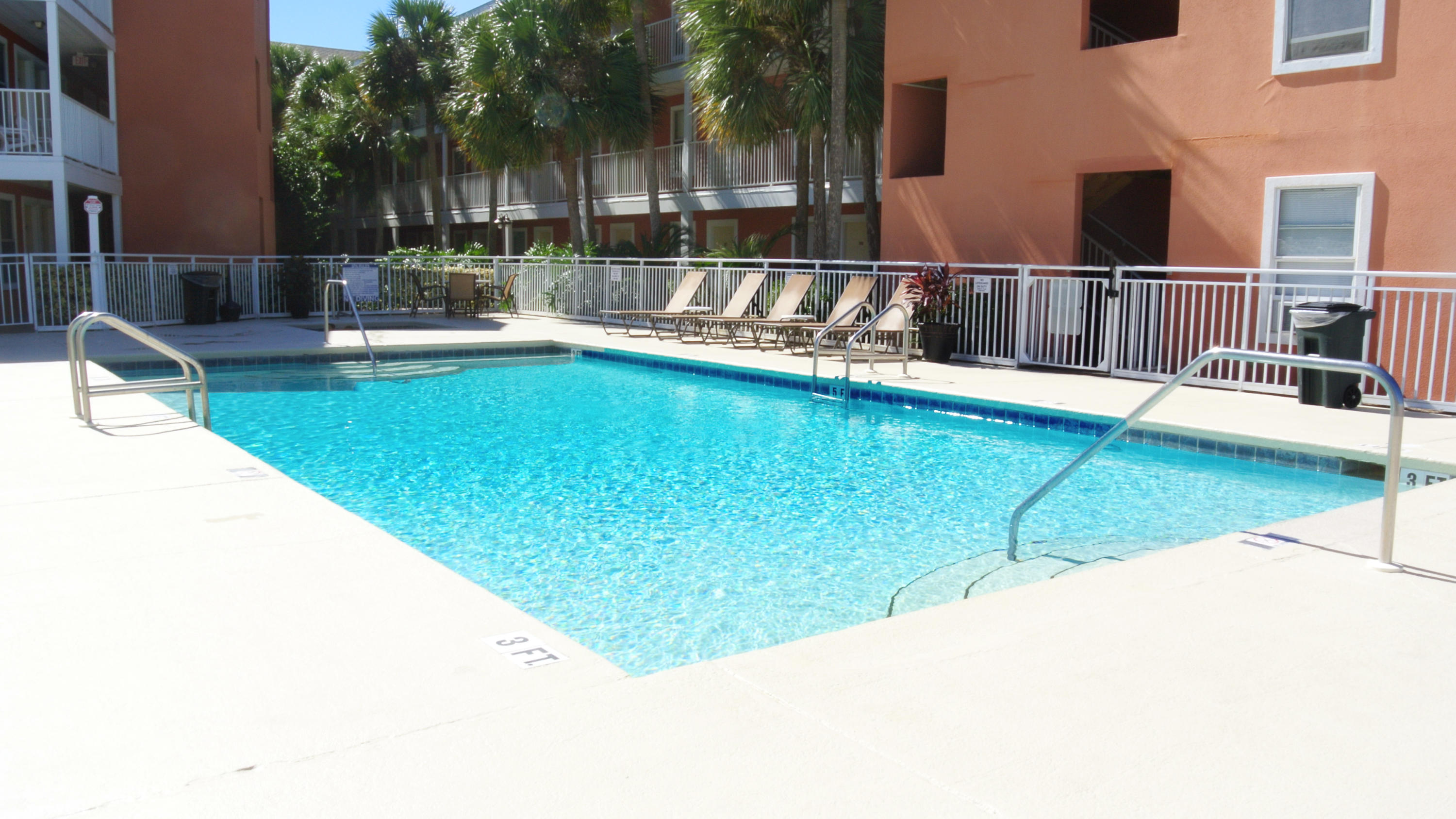 GULFVIEW 2 CONDO PH 1 - Residential