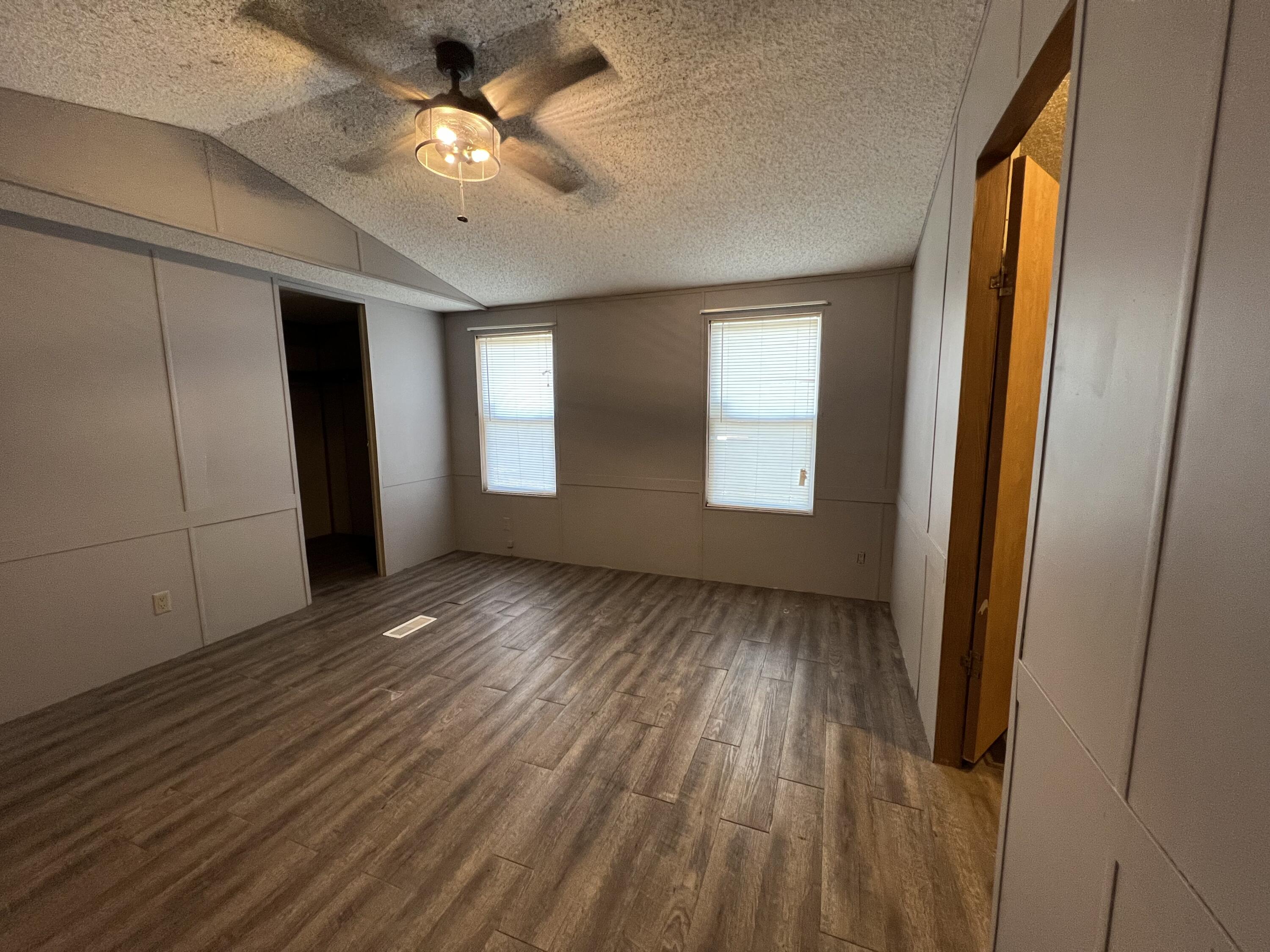 NORTH SUPERGROUP (221000.00) - Residential