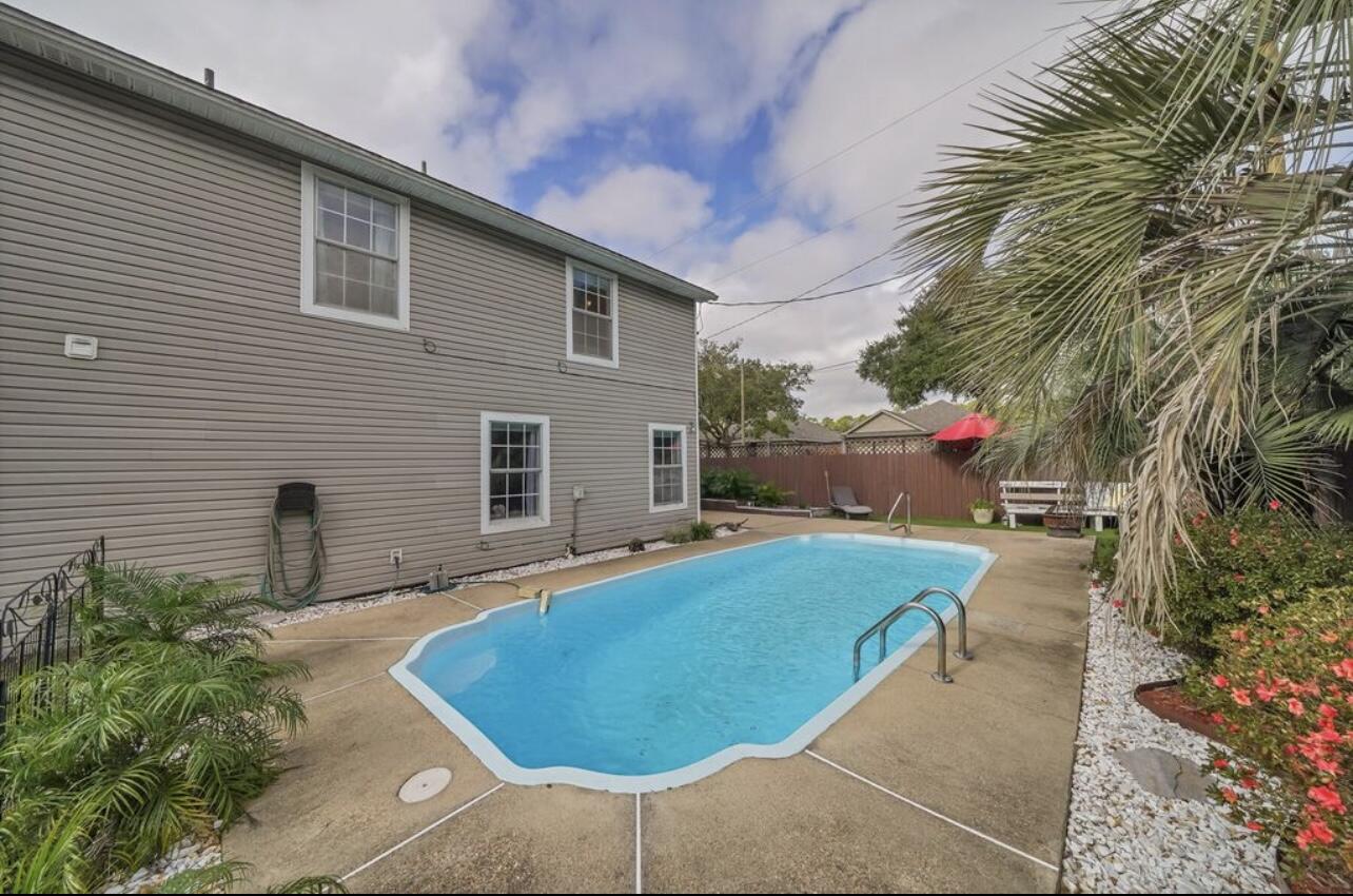 COUNTRYSIDE ESTATES - Residential