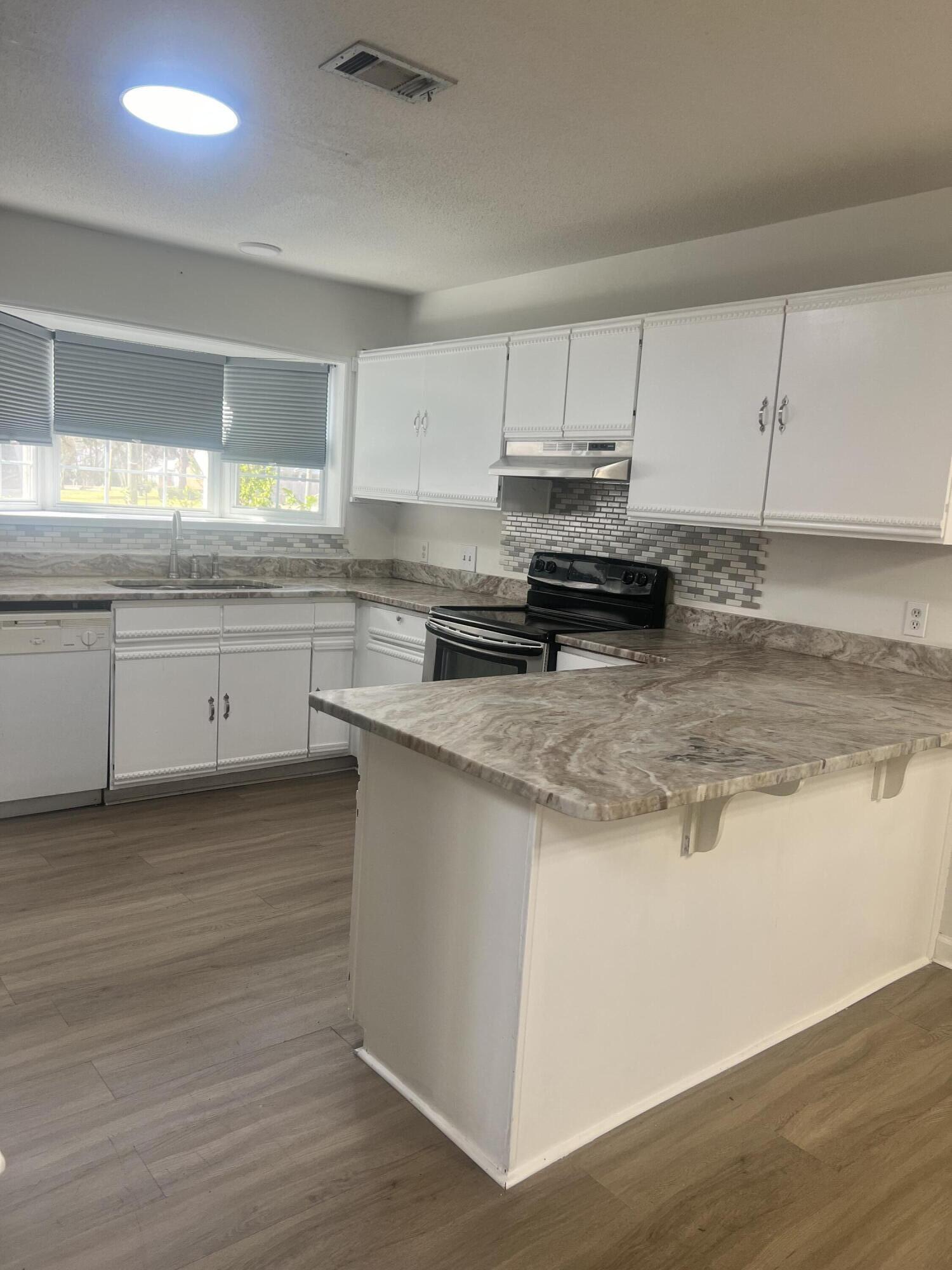 COUNTRYSIDE ESTATES - Residential