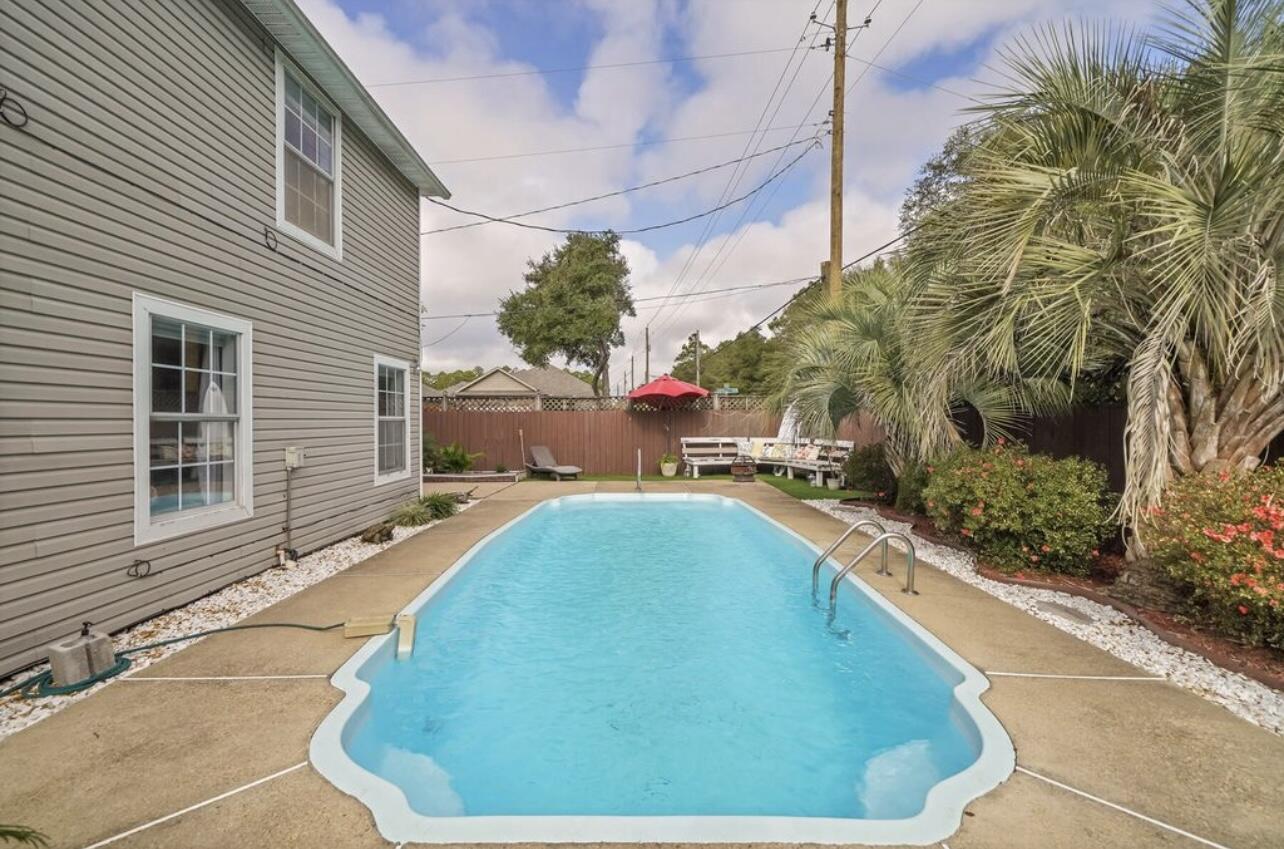 COUNTRYSIDE ESTATES - Residential