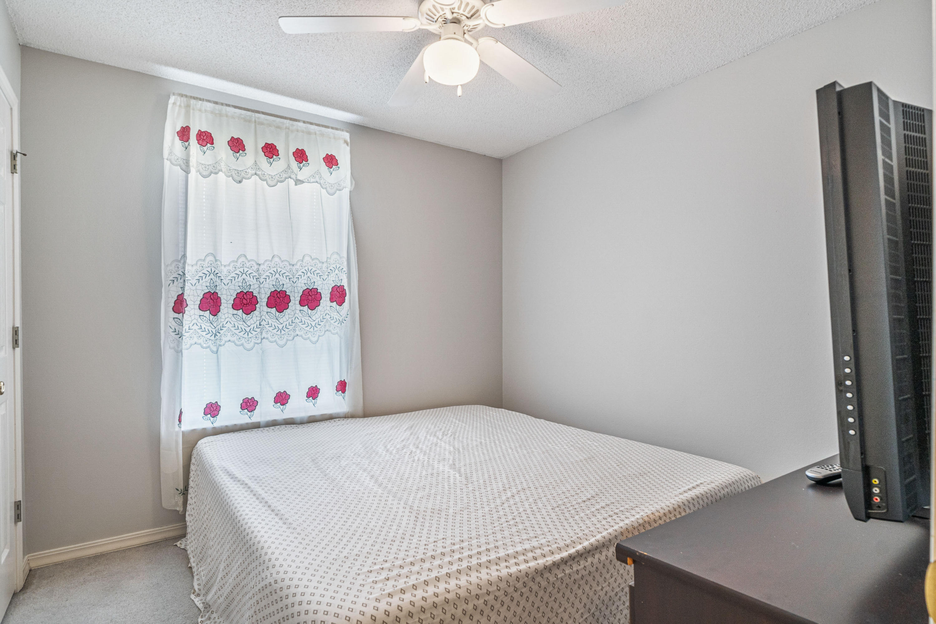 CRIMSON HEIGHTS S/D - Residential