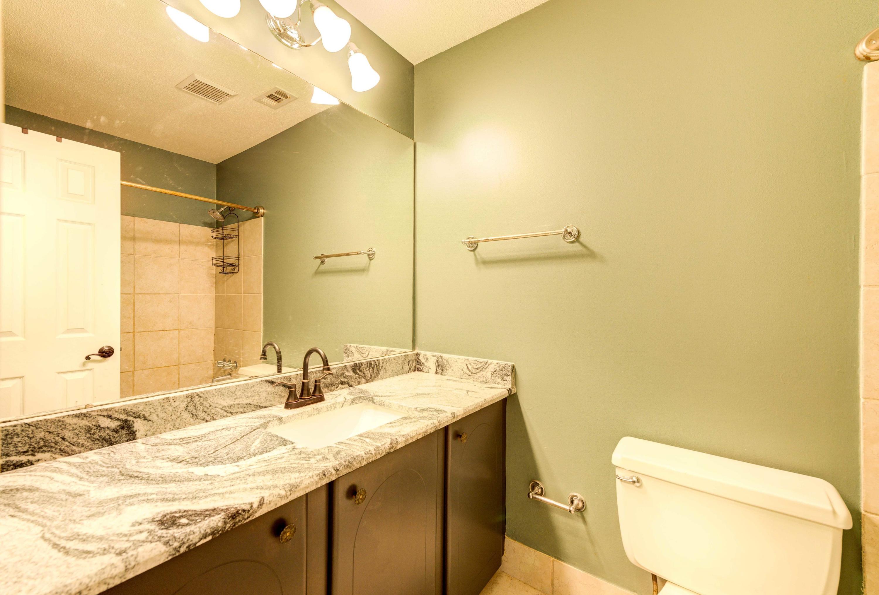 CAROL ANNE MANOR - Residential