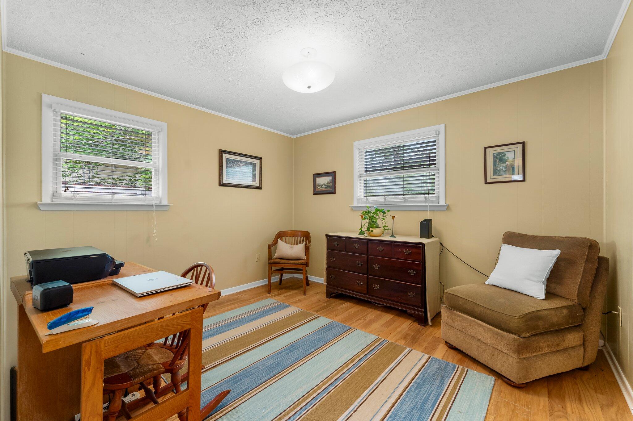 TWIN OAKS FIRST ADDITION - Residential