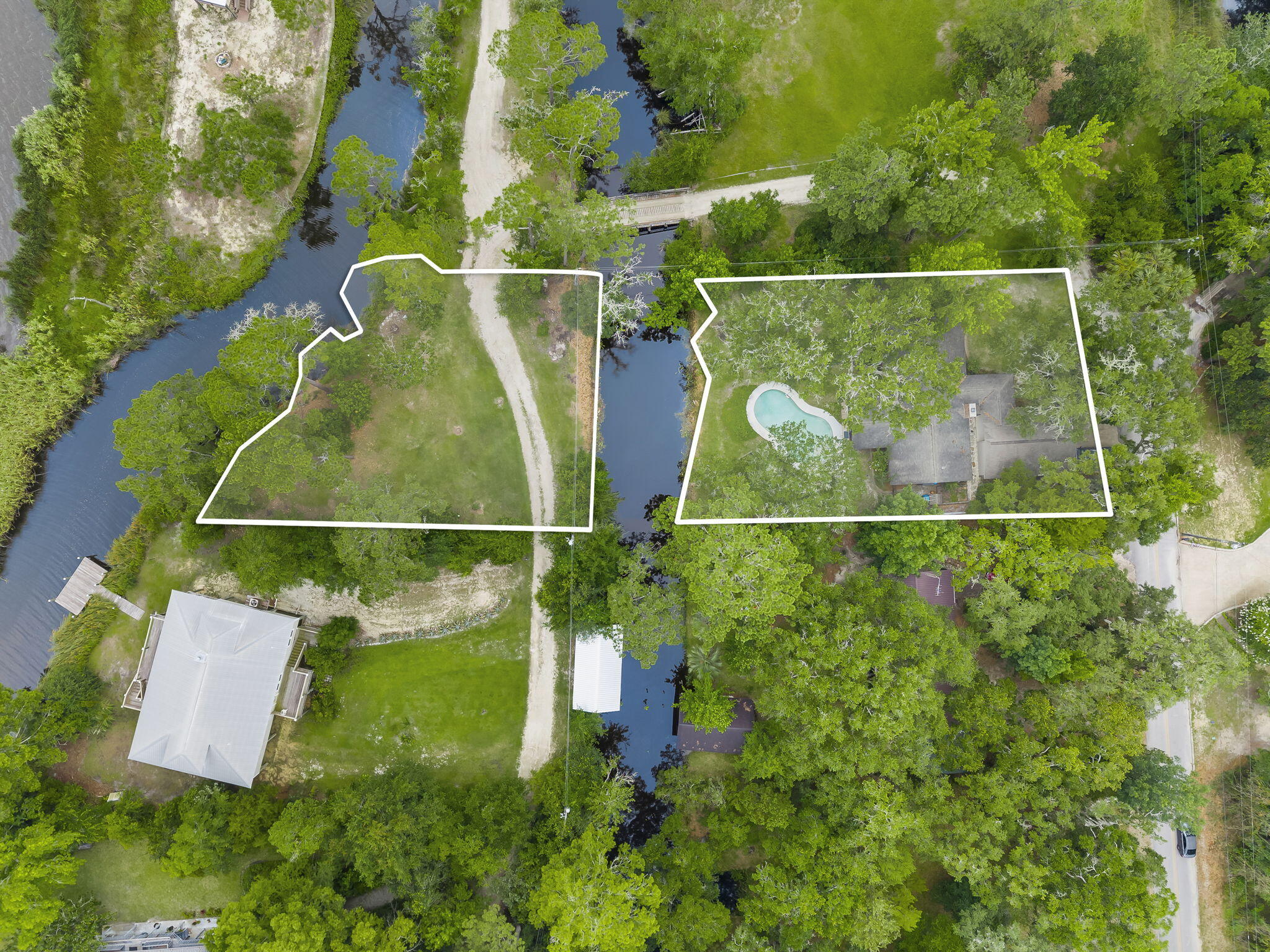 TWIN OAKS FIRST ADDITION - Residential