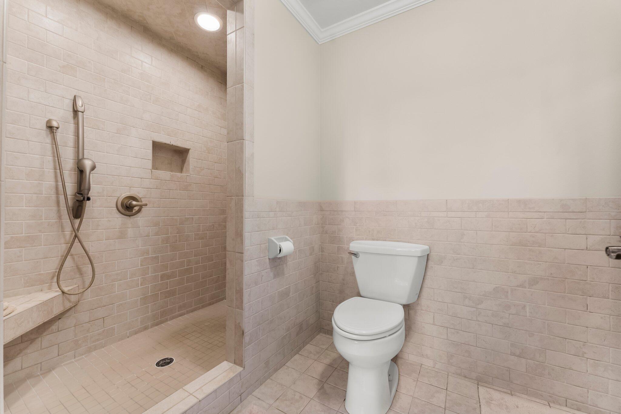 TWIN OAKS FIRST ADDITION - Residential