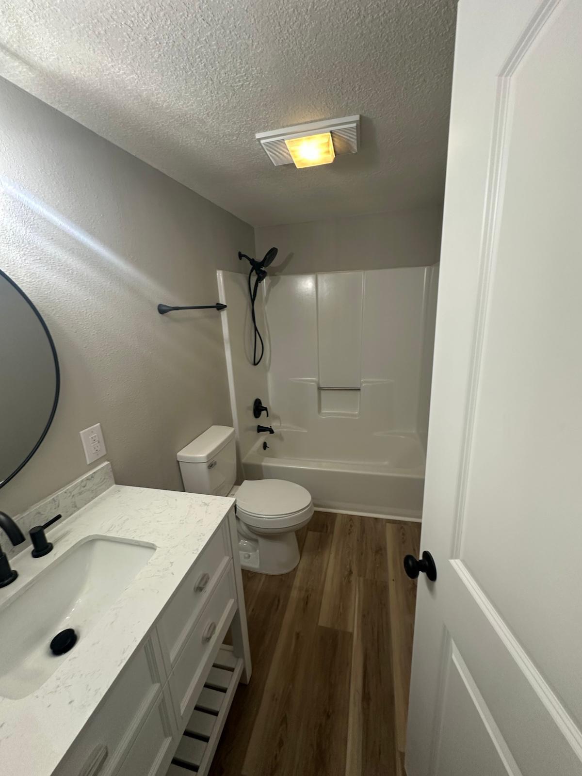 HOLLEY/NAVARRE - Residential