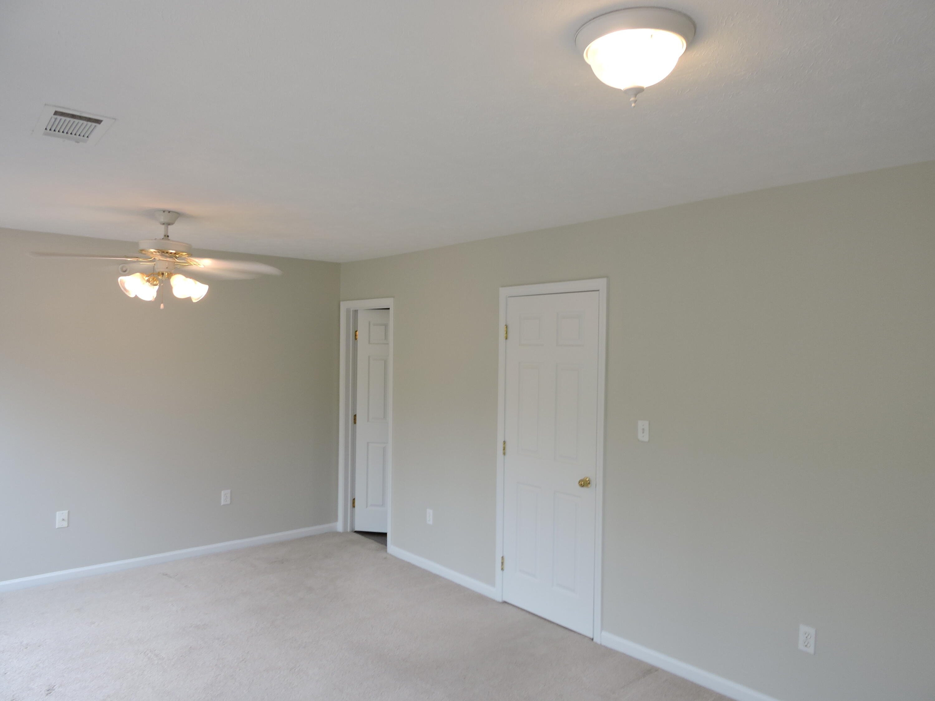 ROLLING PINES - Residential Lease