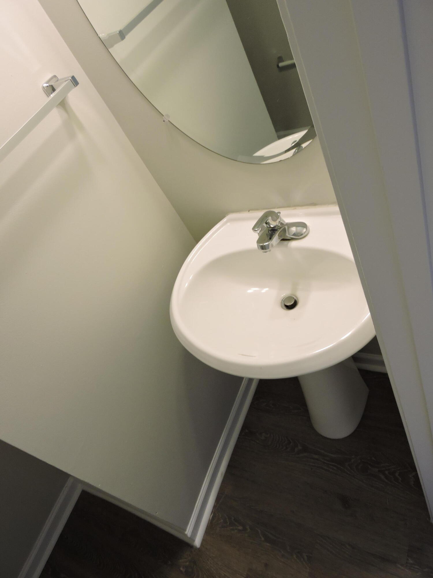 ROLLING PINES - Residential Lease