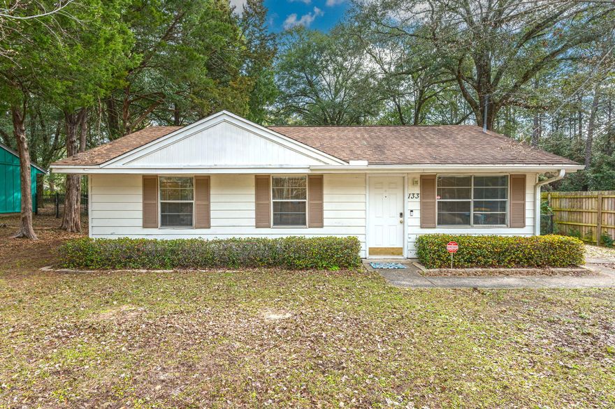 Full furnished beautiful 3 bedroom 1 bath home located in the center of Crestview providing easy commute to the local bases, beaches, and shopping centers. Home boasts a tankless water heater, roof replaced in 2009, and has been updated. The fully fenced backyard provides plenty of space for the kids and family dog to run and play safely. Schedule your showing today.