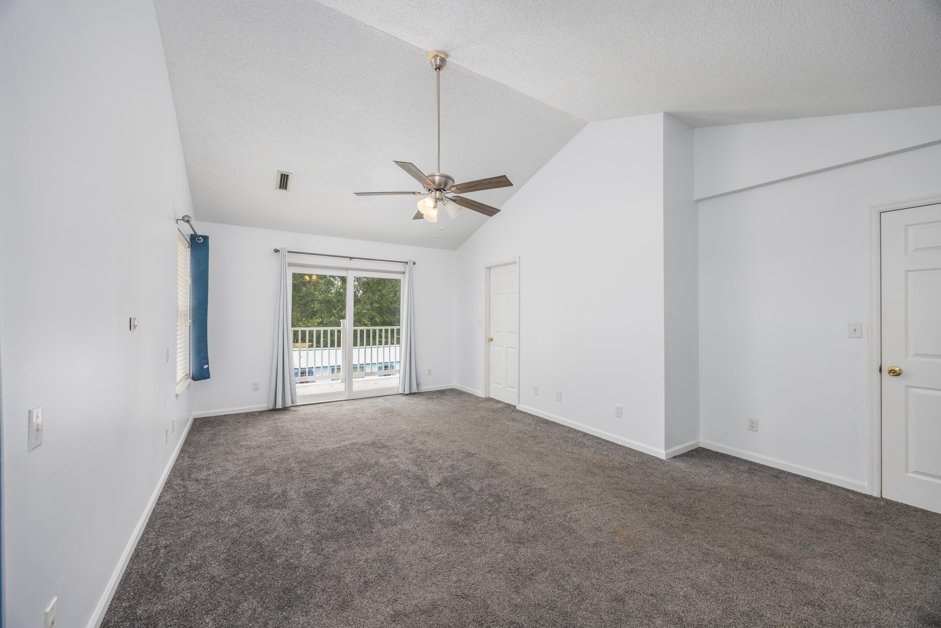 Ridgeway Country Estates - Residential