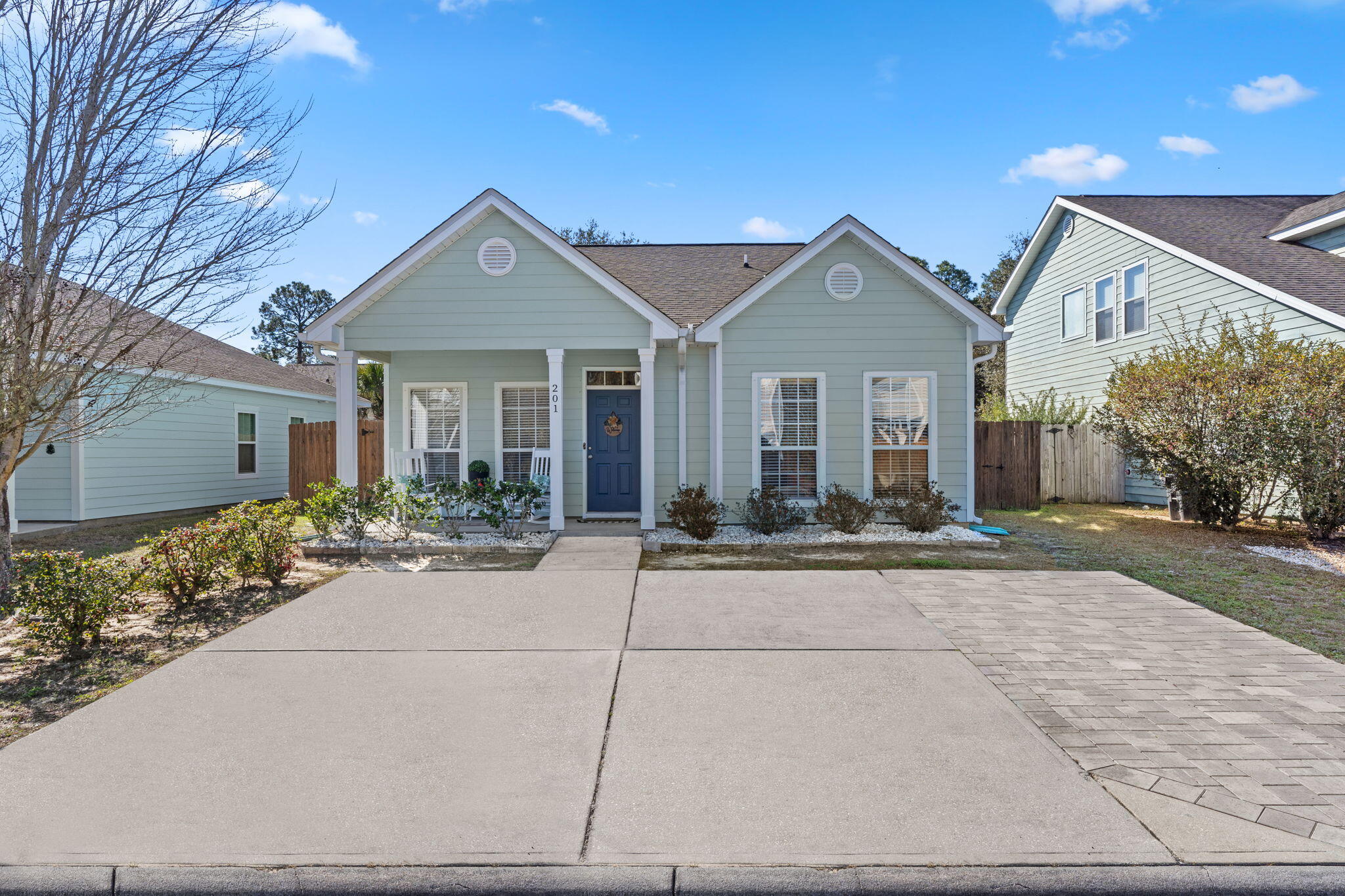 WATER OAKS - Residential