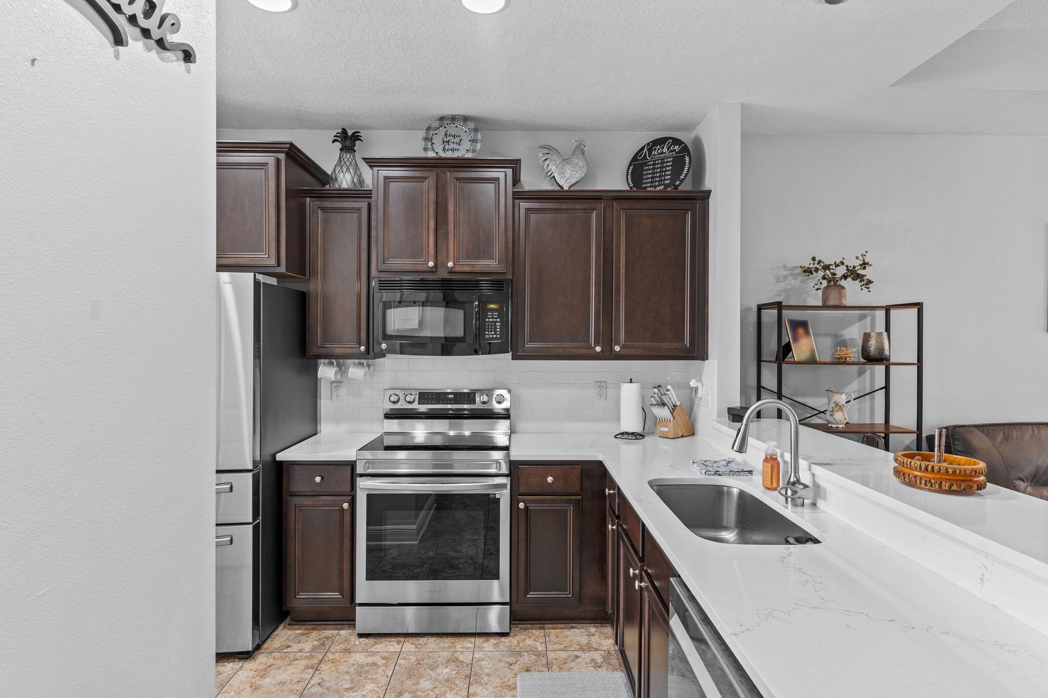 WATER OAKS - Residential