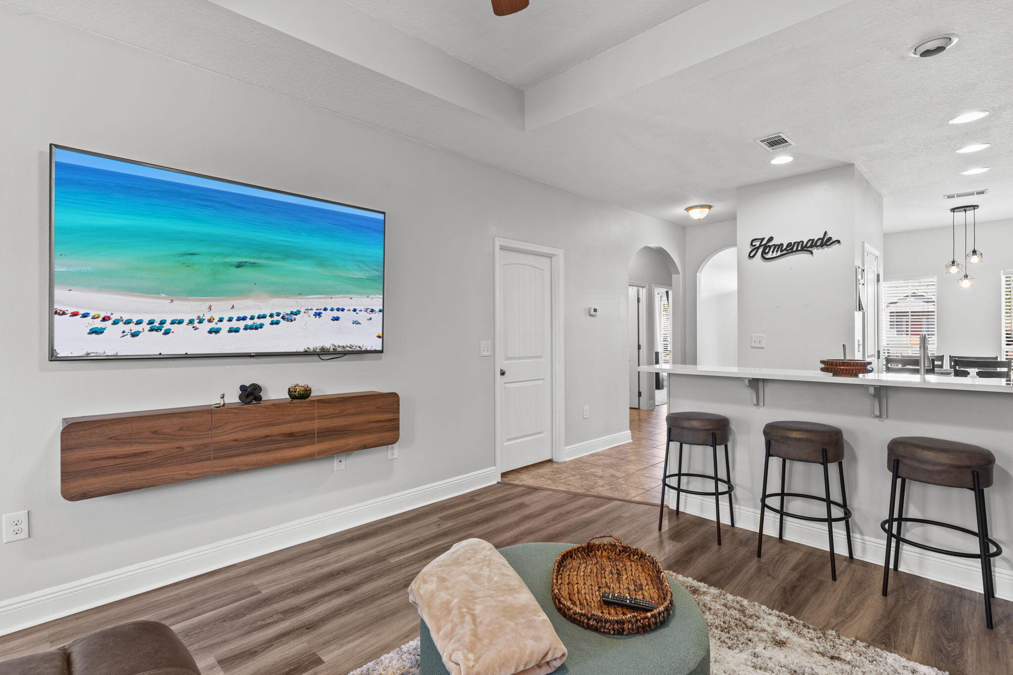 WATER OAKS - Residential