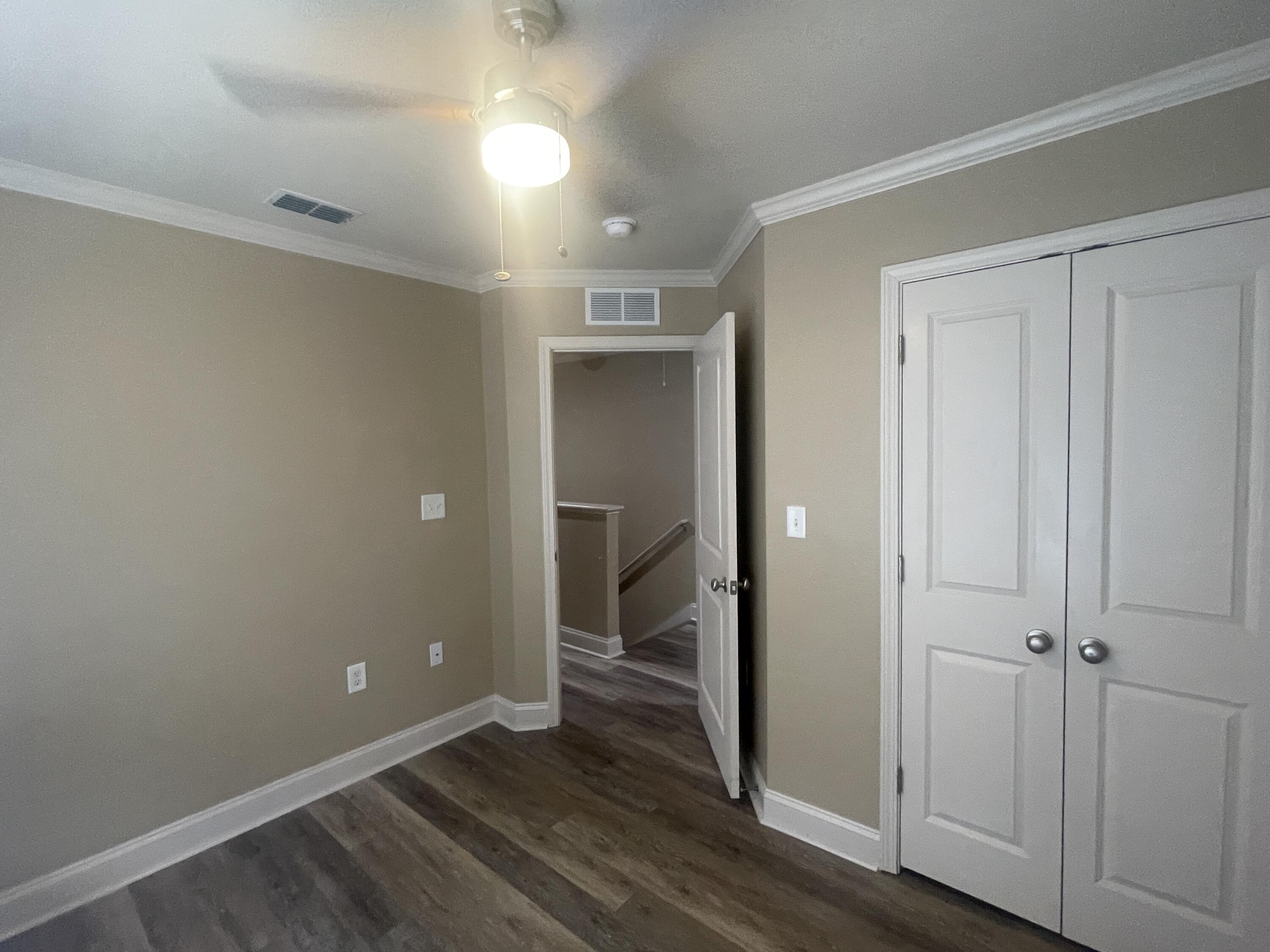 VERANDAS OF FREEPORT, THE - Residential Lease