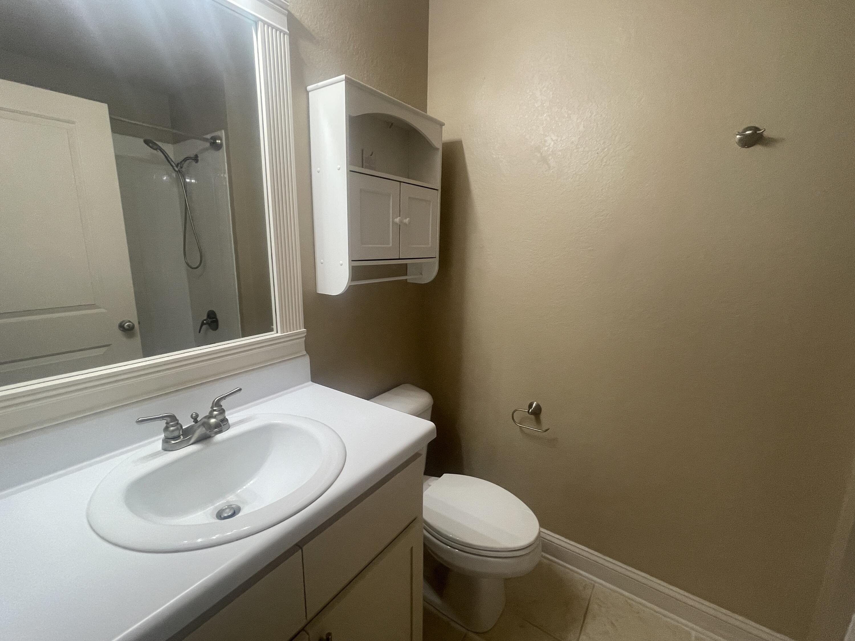 VERANDAS OF FREEPORT, THE - Residential Lease