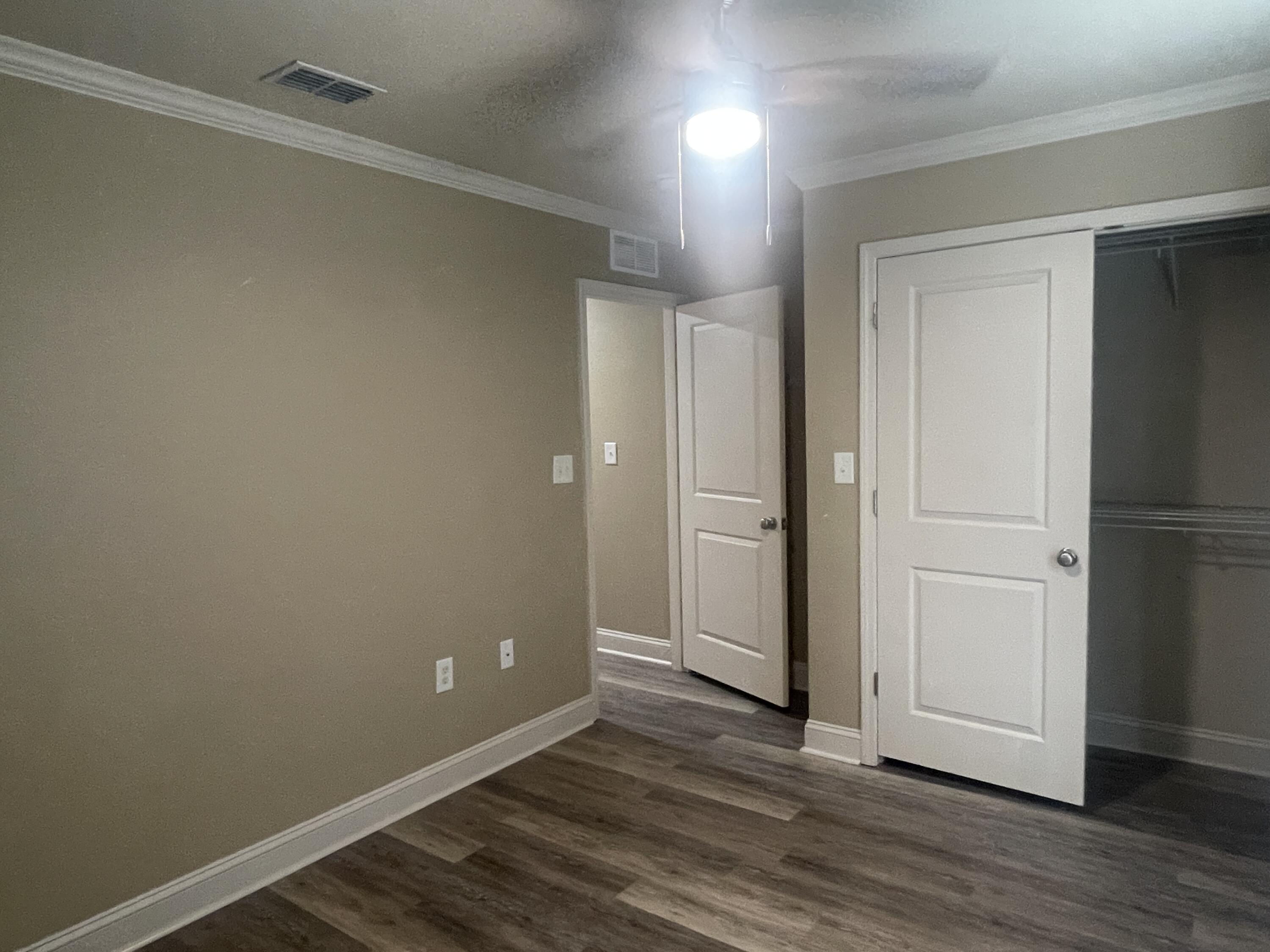 VERANDAS OF FREEPORT, THE - Residential Lease
