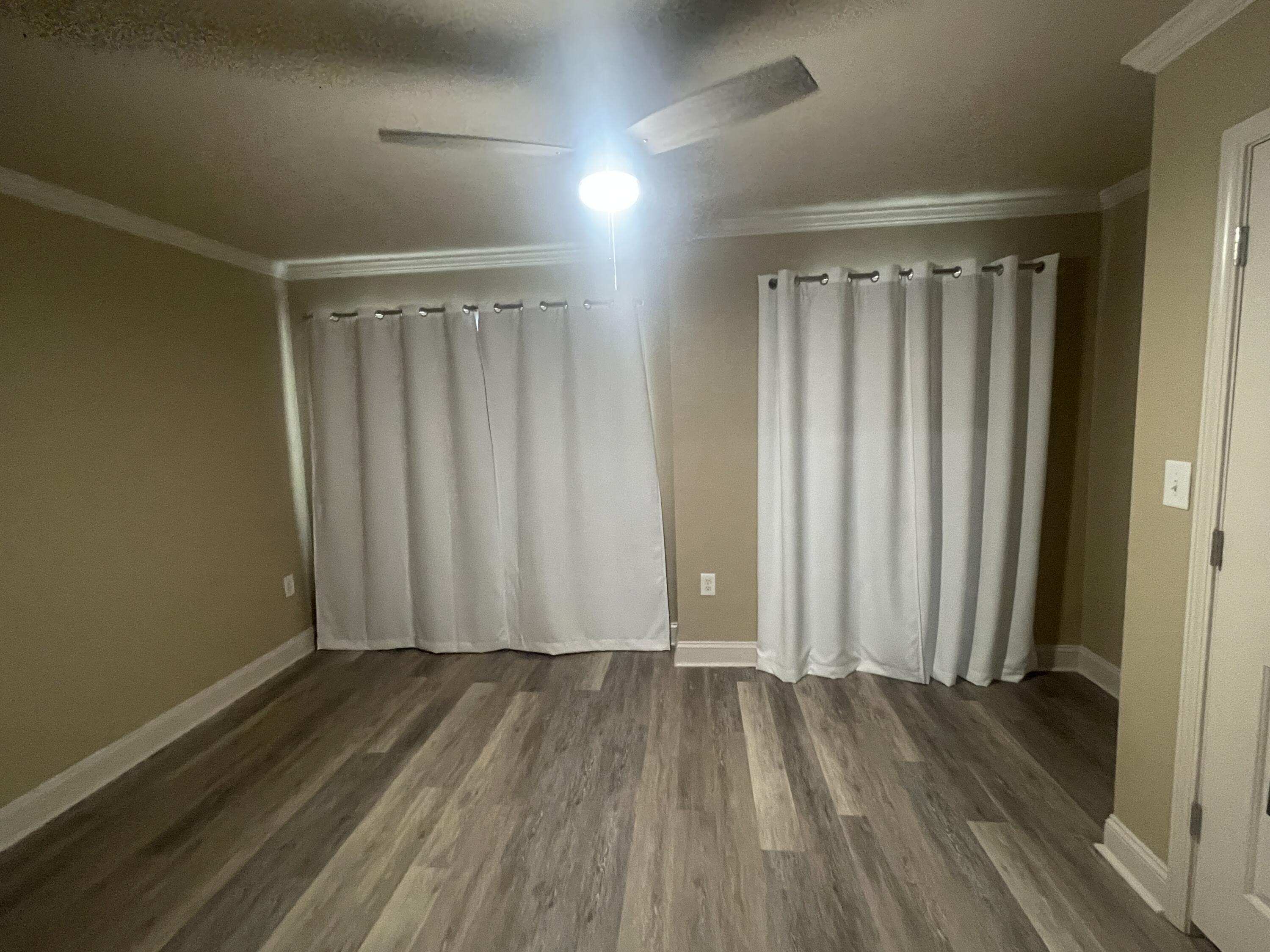 VERANDAS OF FREEPORT, THE - Residential Lease