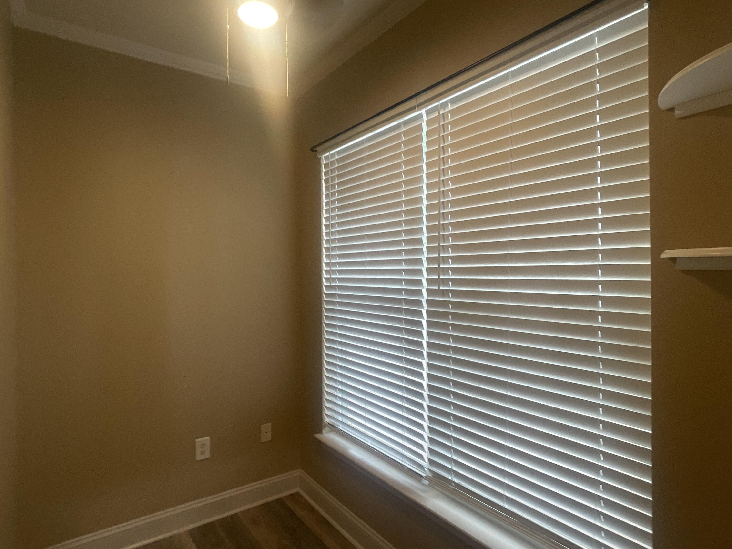 VERANDAS OF FREEPORT, THE - Residential Lease