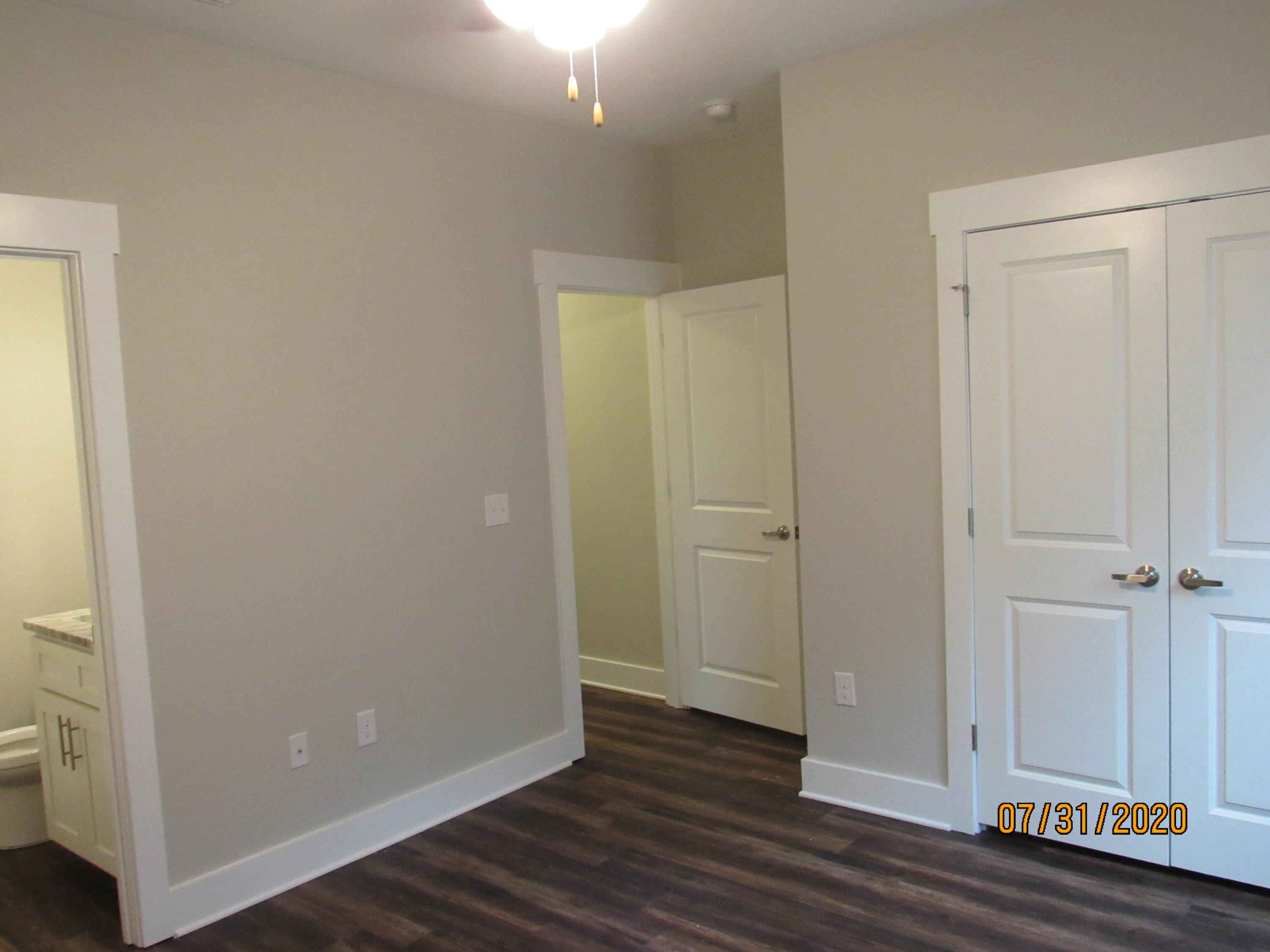 VERANDAS AT FREEPORT - Residential Lease