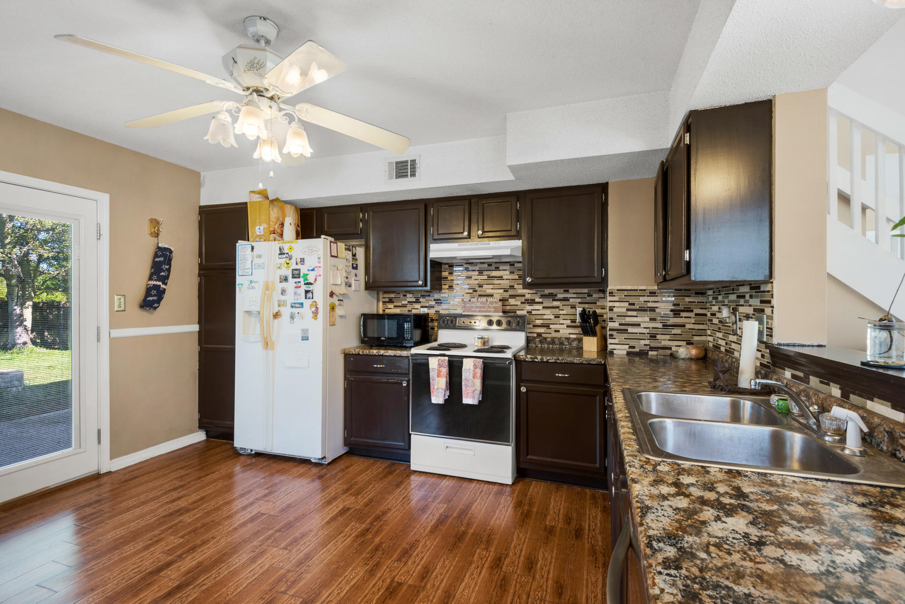 HIDDEN TRAILS PH 2 - Residential