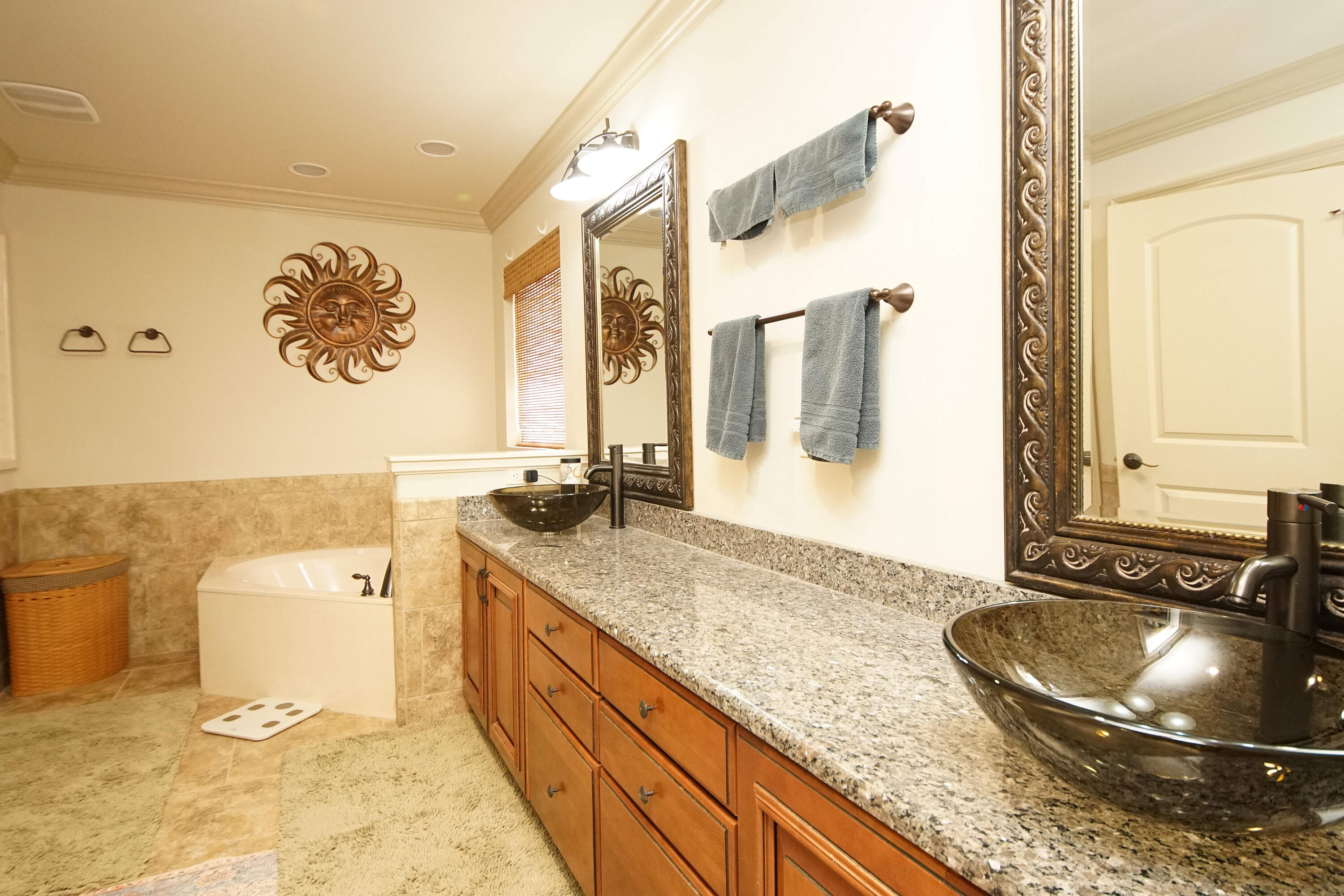 BAYSHORE PLACE PH 10B - Residential