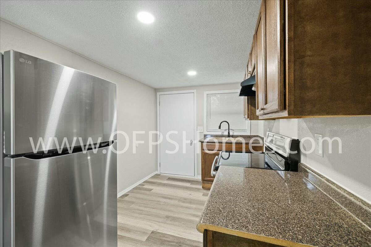 OAKLAND ADDN - Residential Lease