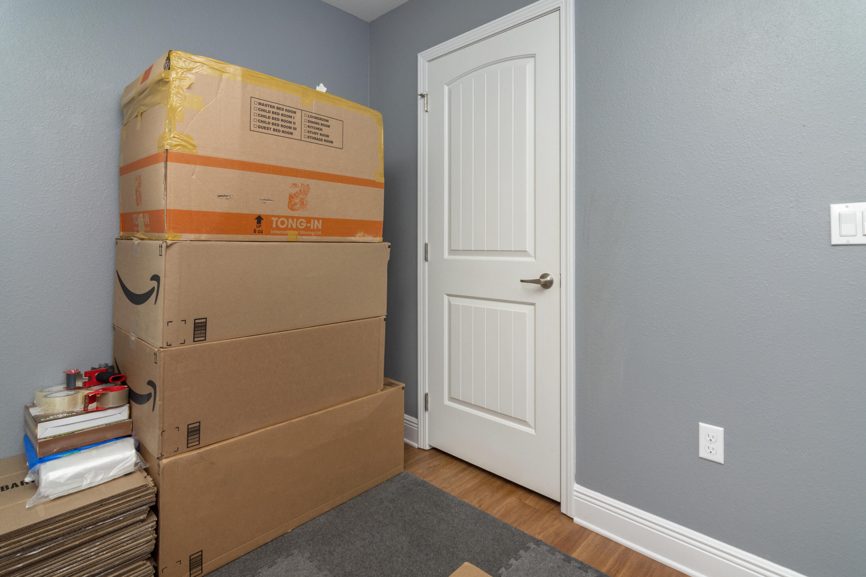 ALICIA PLACE - Residential Lease