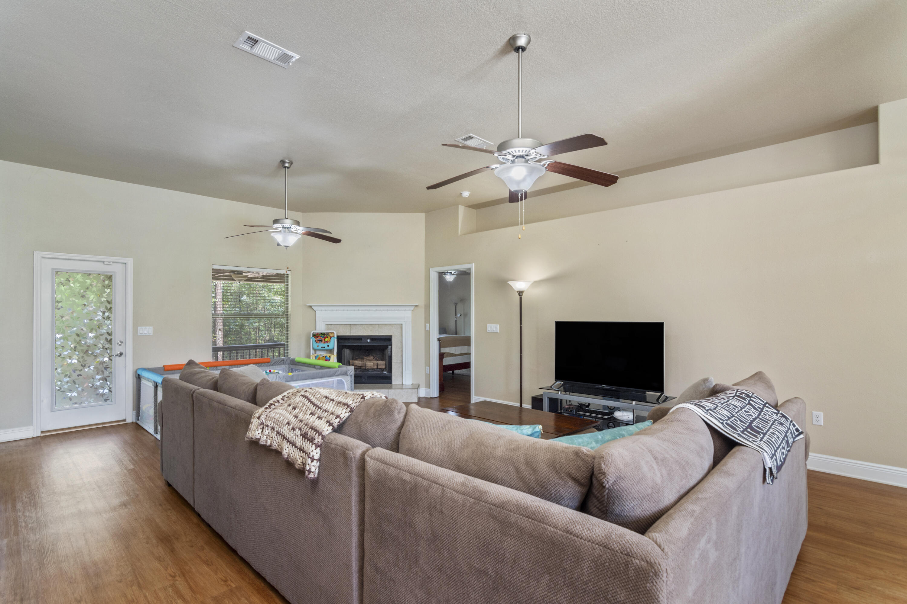 ALICIA PLACE - Residential Lease