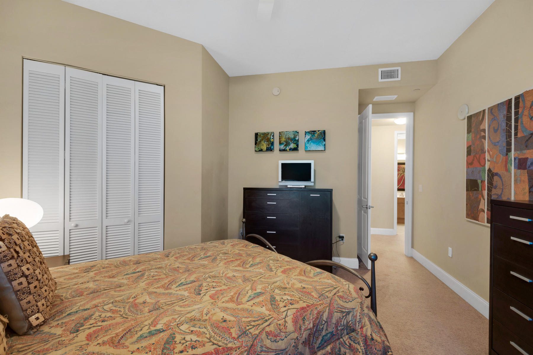 AQUA BEACHSIDE RESORT - Residential