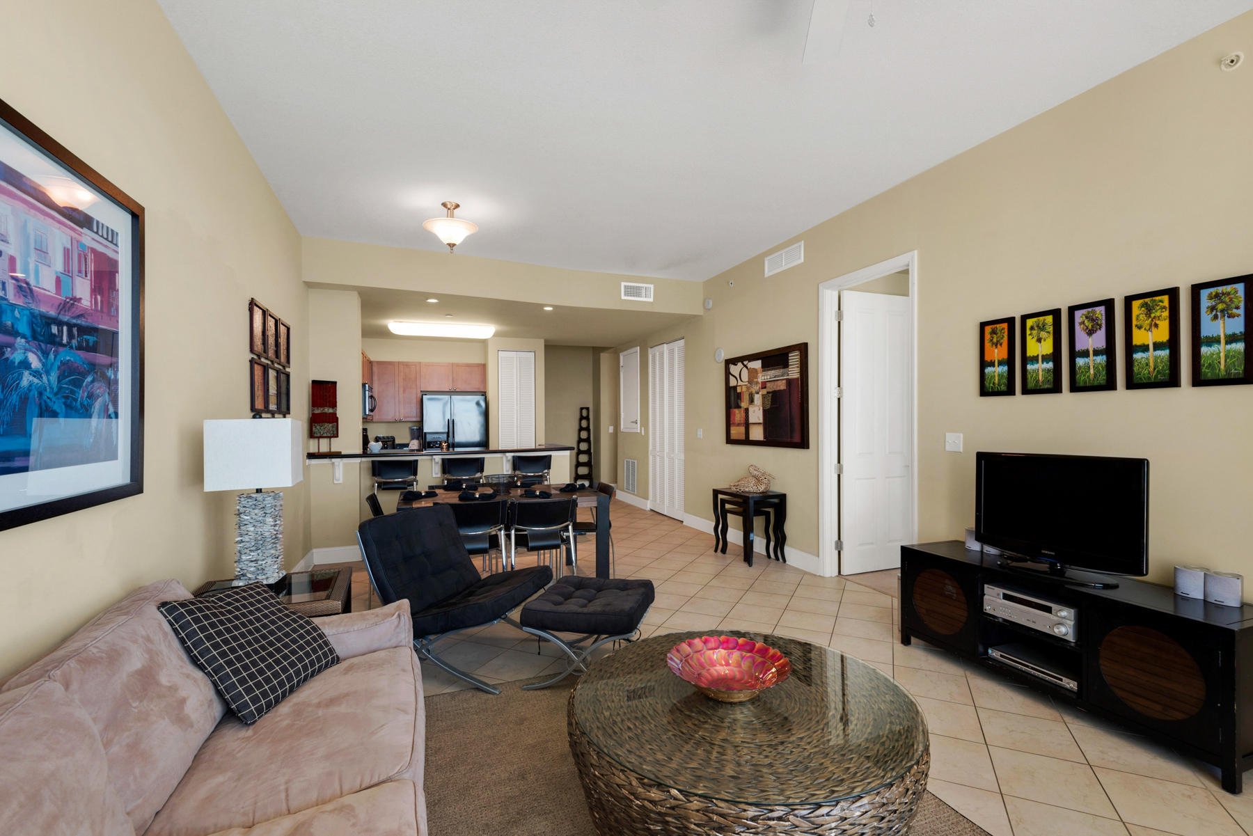 AQUA BEACHSIDE RESORT - Residential