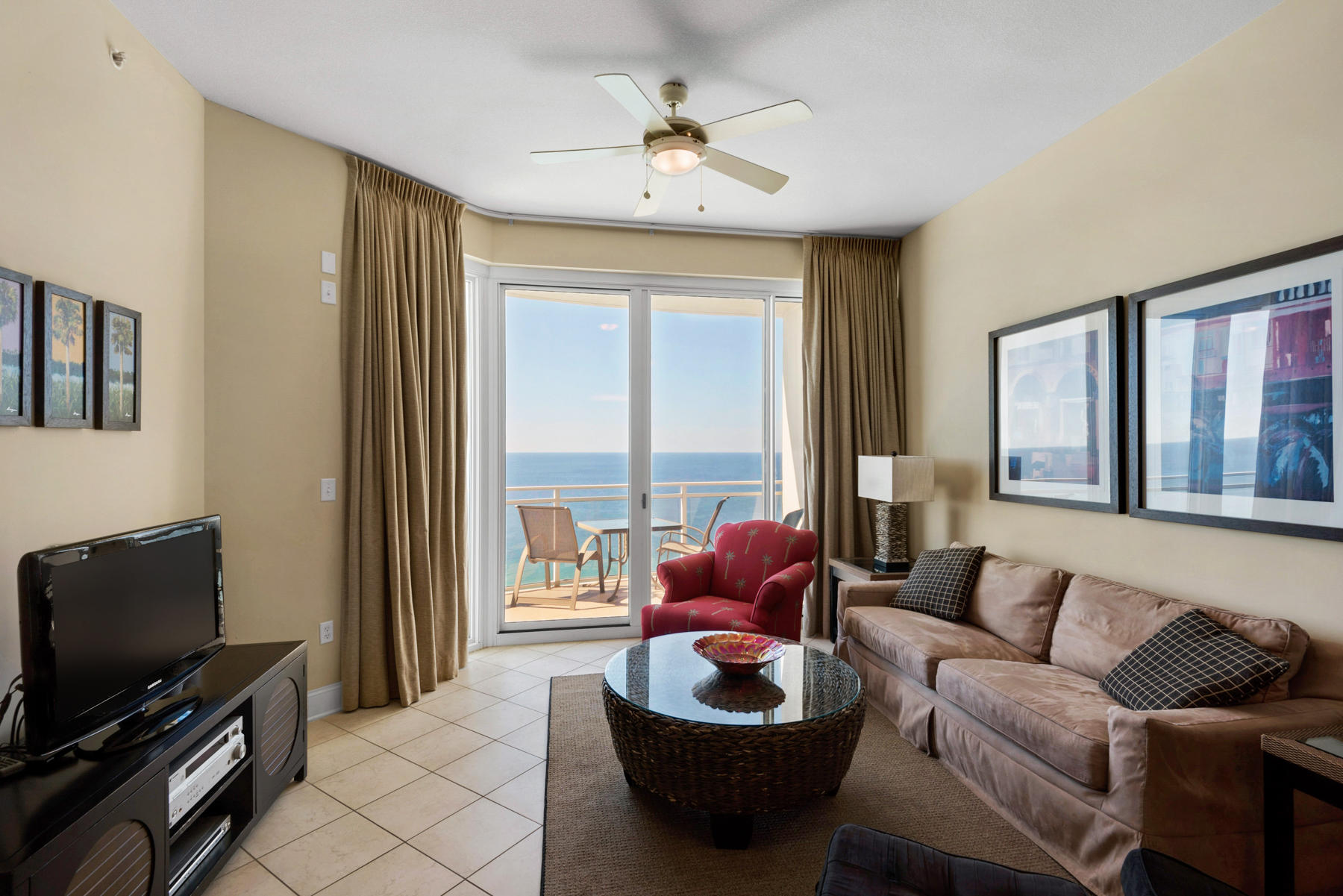 AQUA BEACHSIDE RESORT - Residential