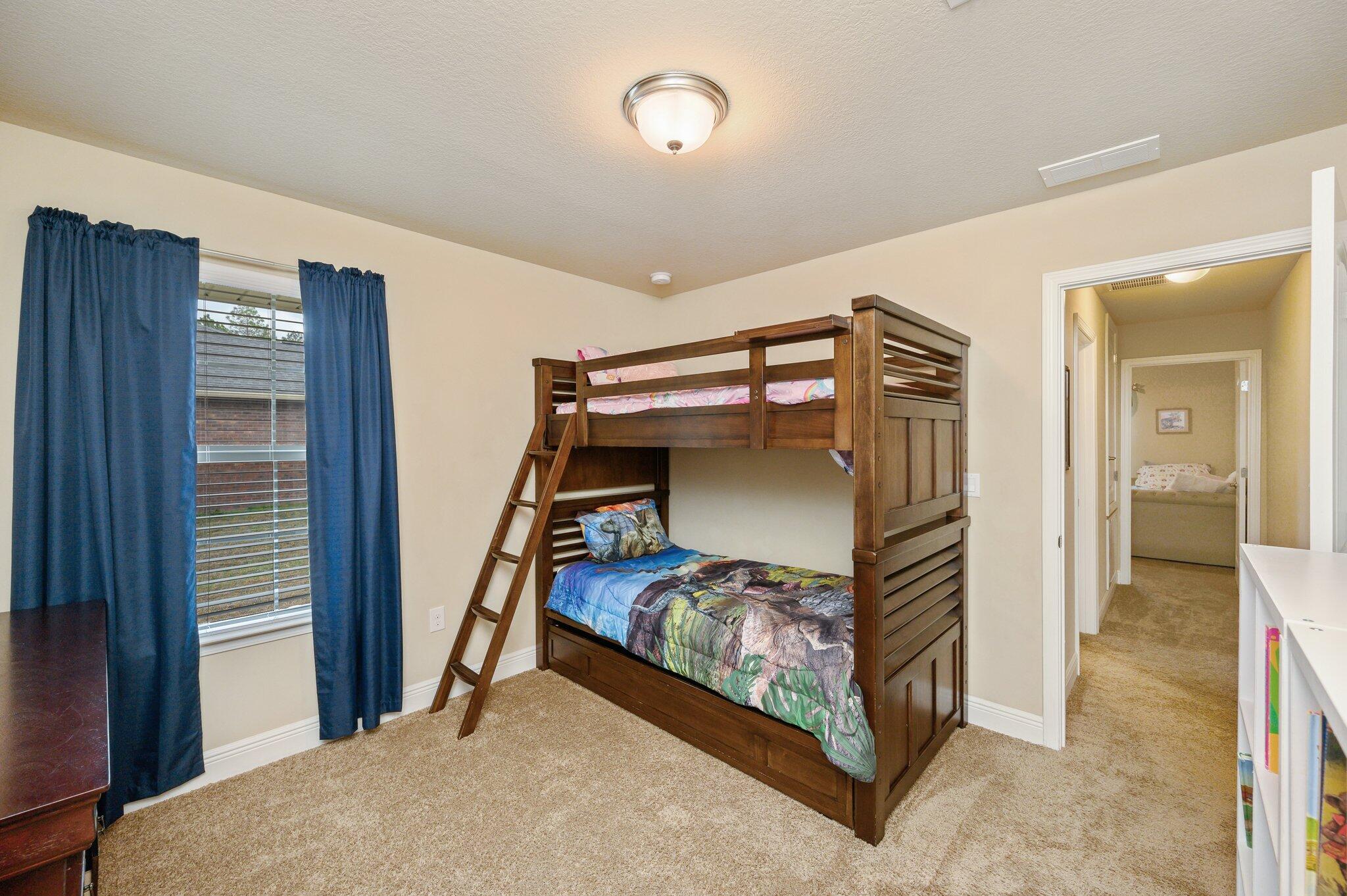 SILVER CREEK ESTATES - Residential