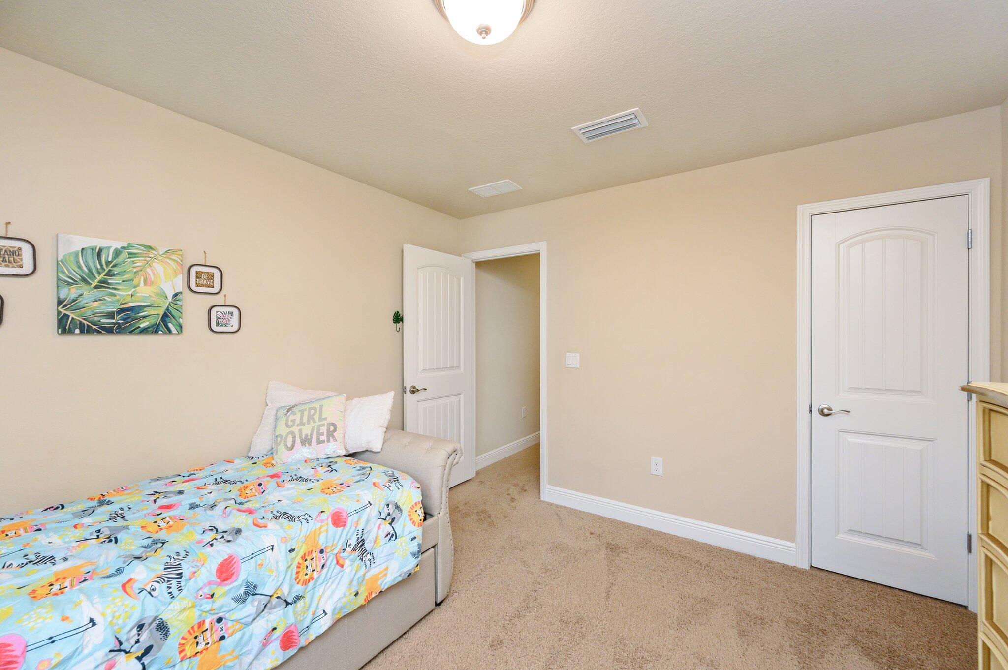 SILVER CREEK ESTATES - Residential