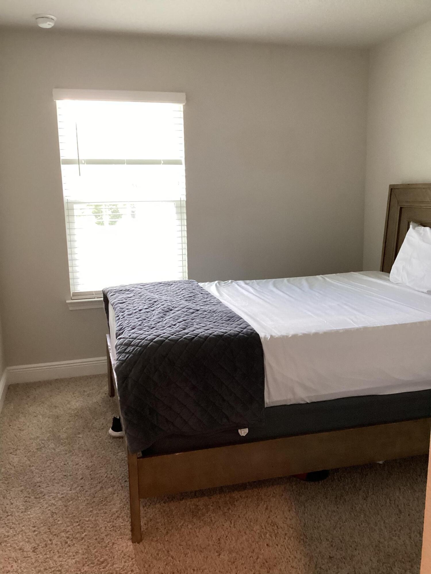 SAUFLEY FIELD TOWNHOMES - Residential