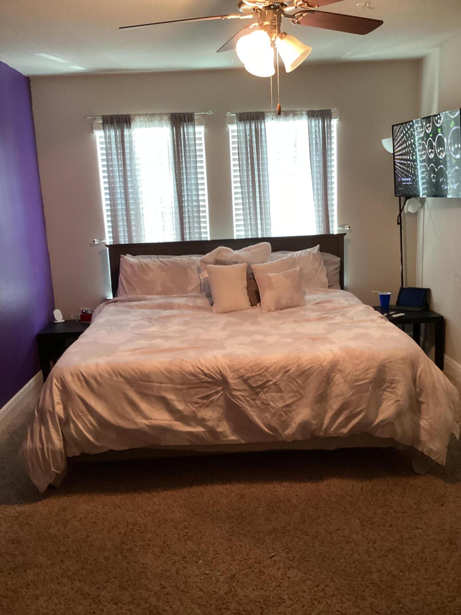 SAUFLEY FIELD TOWNHOMES - Residential