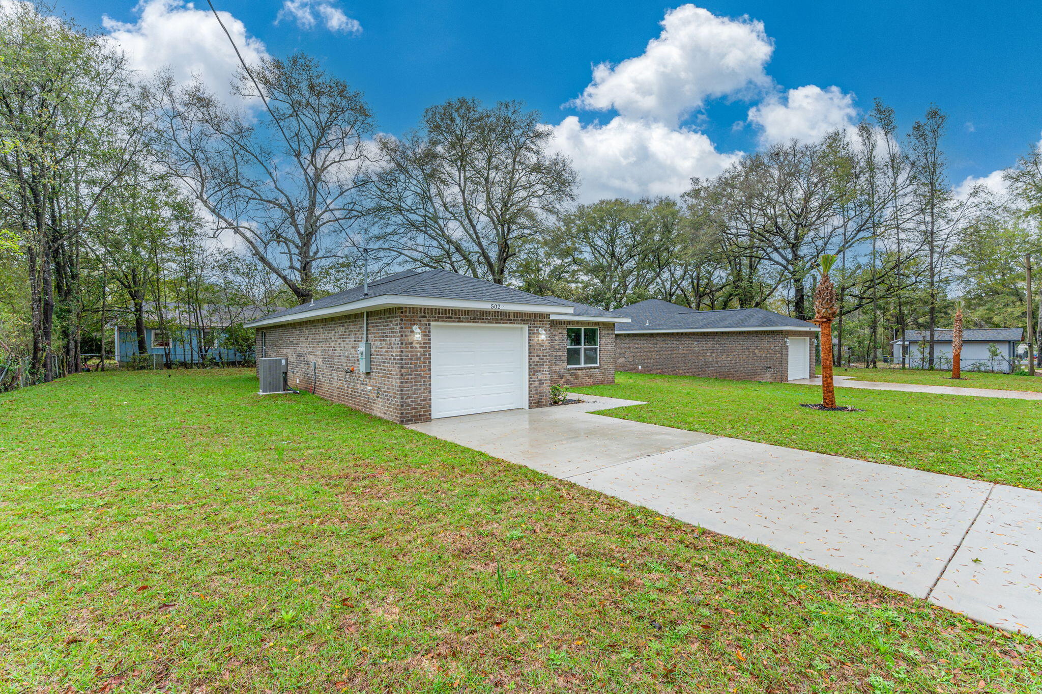 Crestview S1/2 LOTS 11 & 12 BLK 110 - Residential