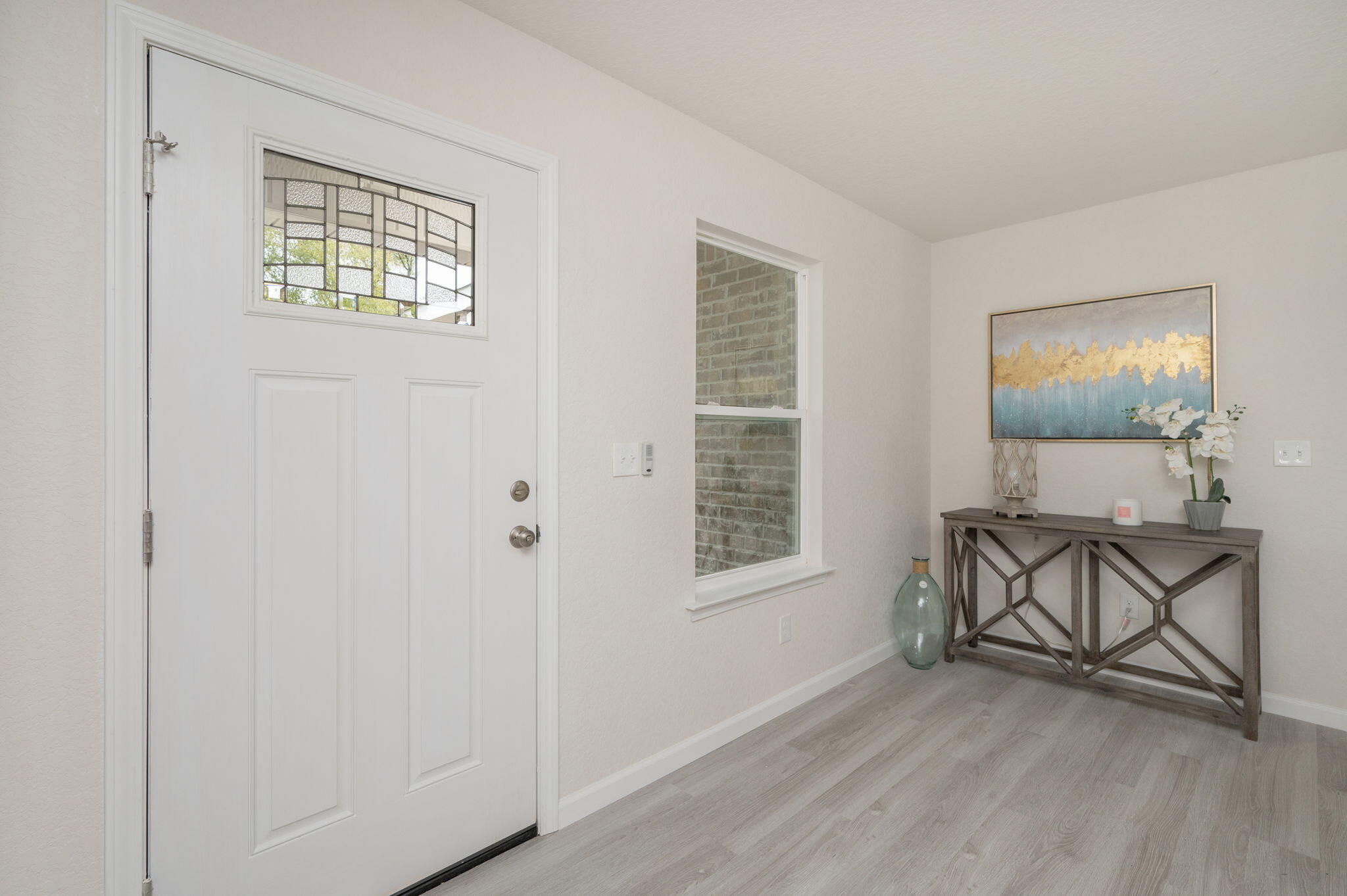 Crestview S1/2 LOTS 11 & 12 BLK 110 - Residential