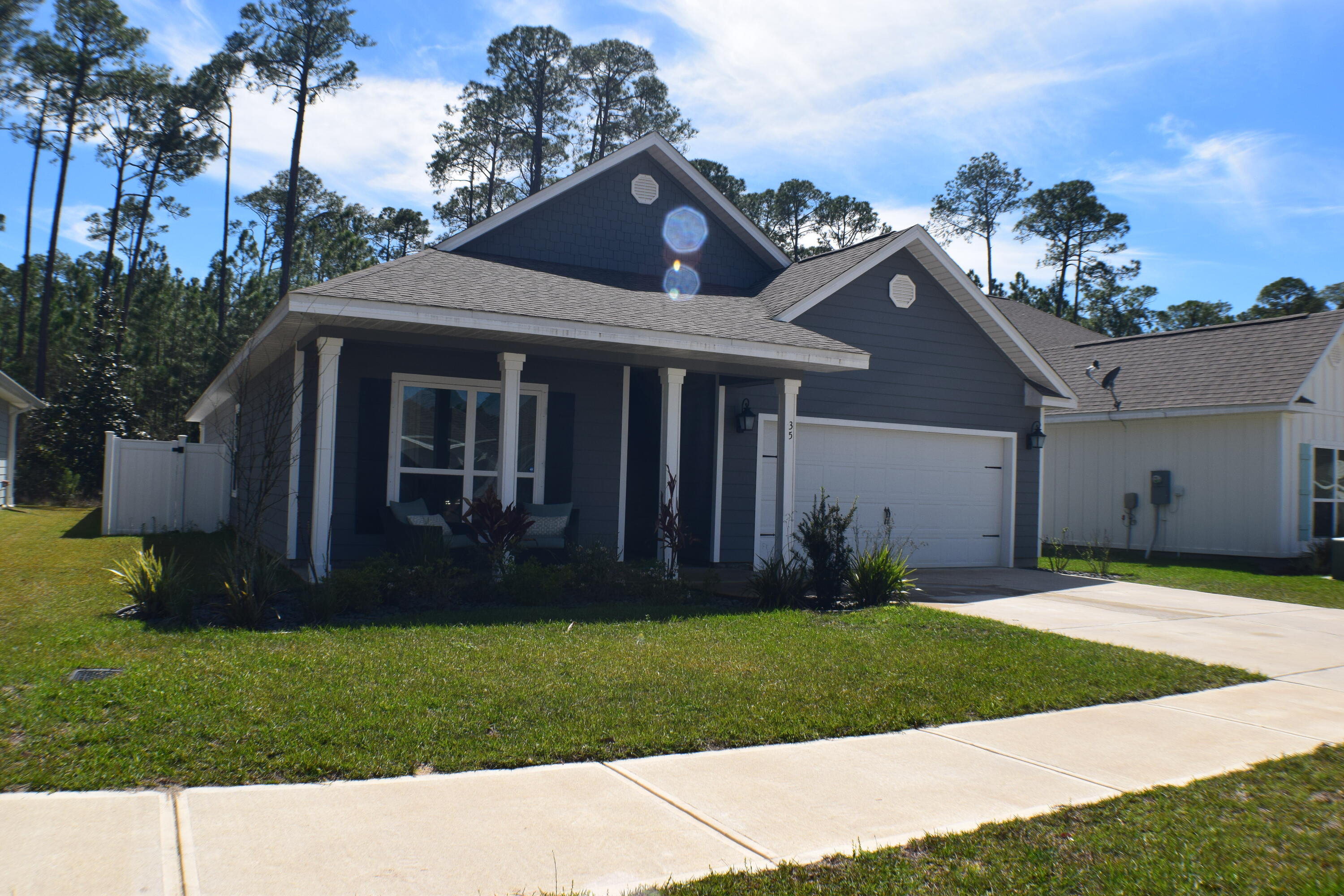 STONEGATE - Residential