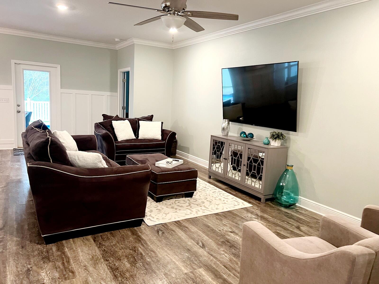 STONEGATE - Residential