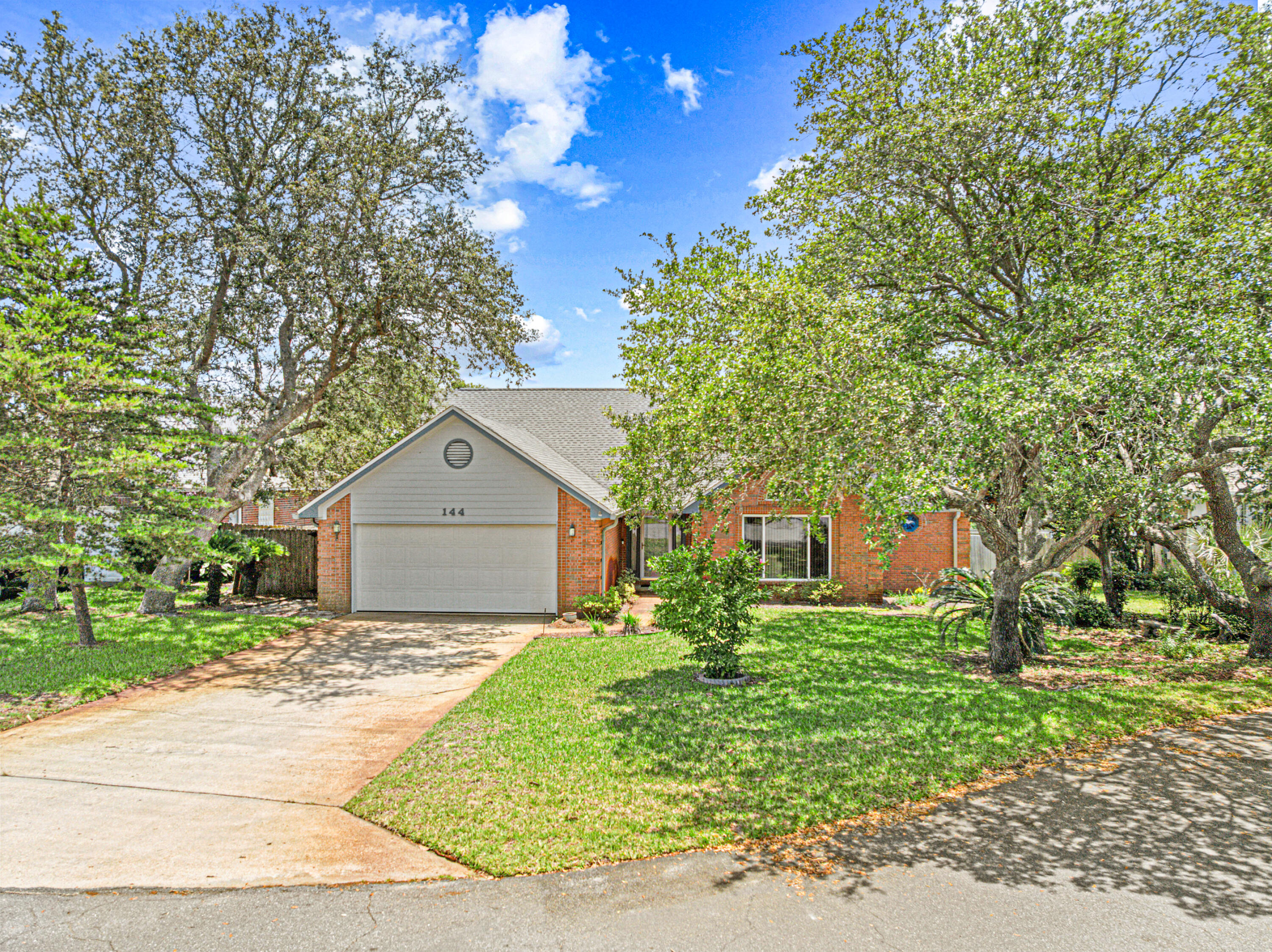 EMERALD POINTE PLAT 3 - Residential