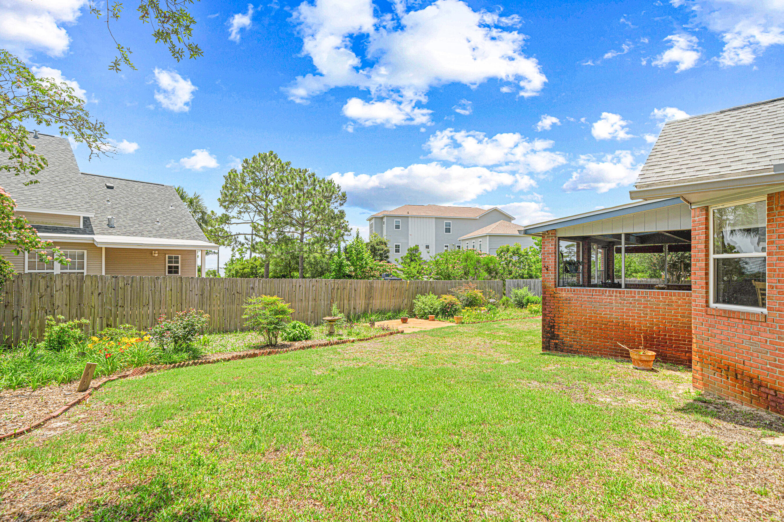 EMERALD POINTE PLAT 3 - Residential