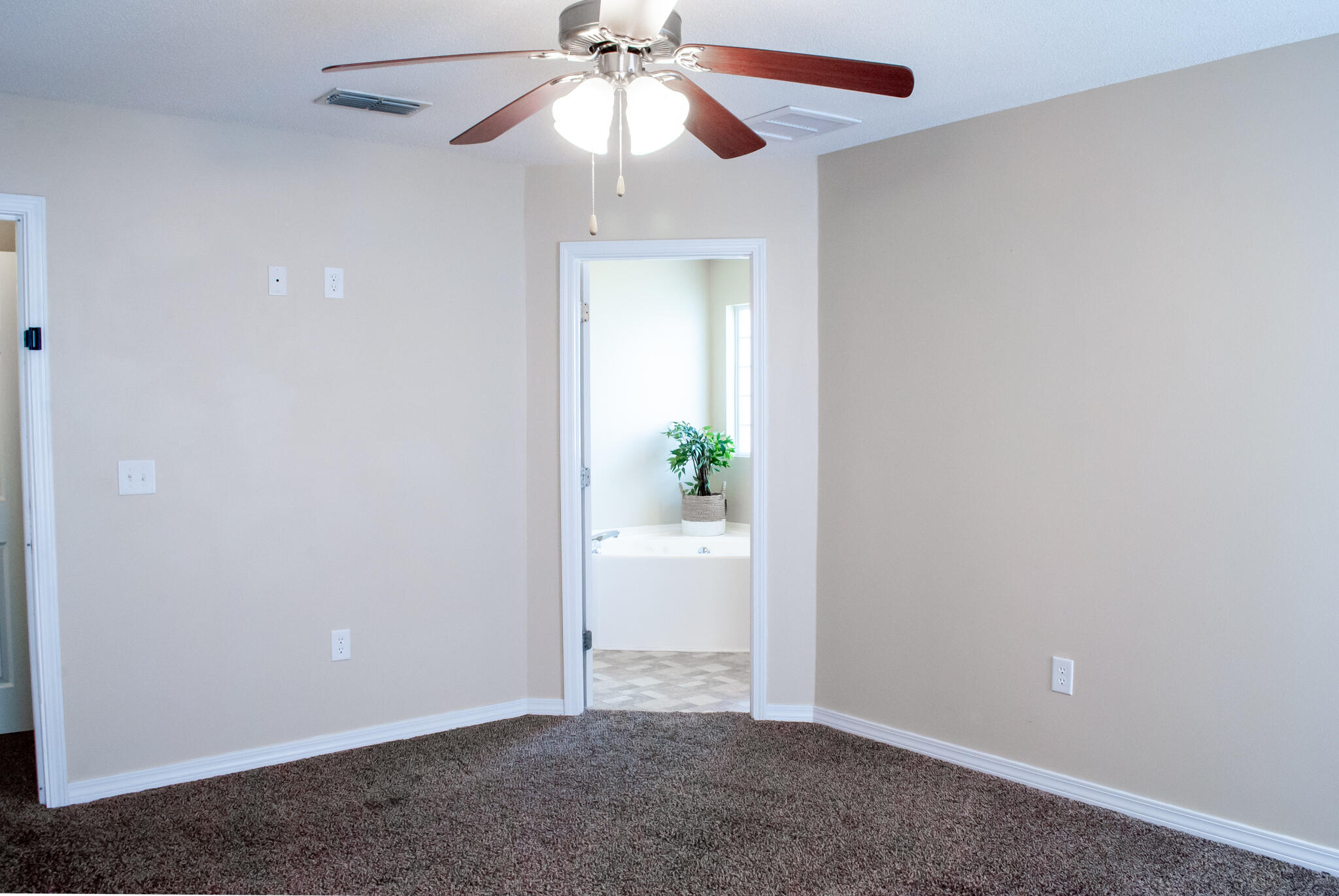 VENTURA ESTATES - Residential