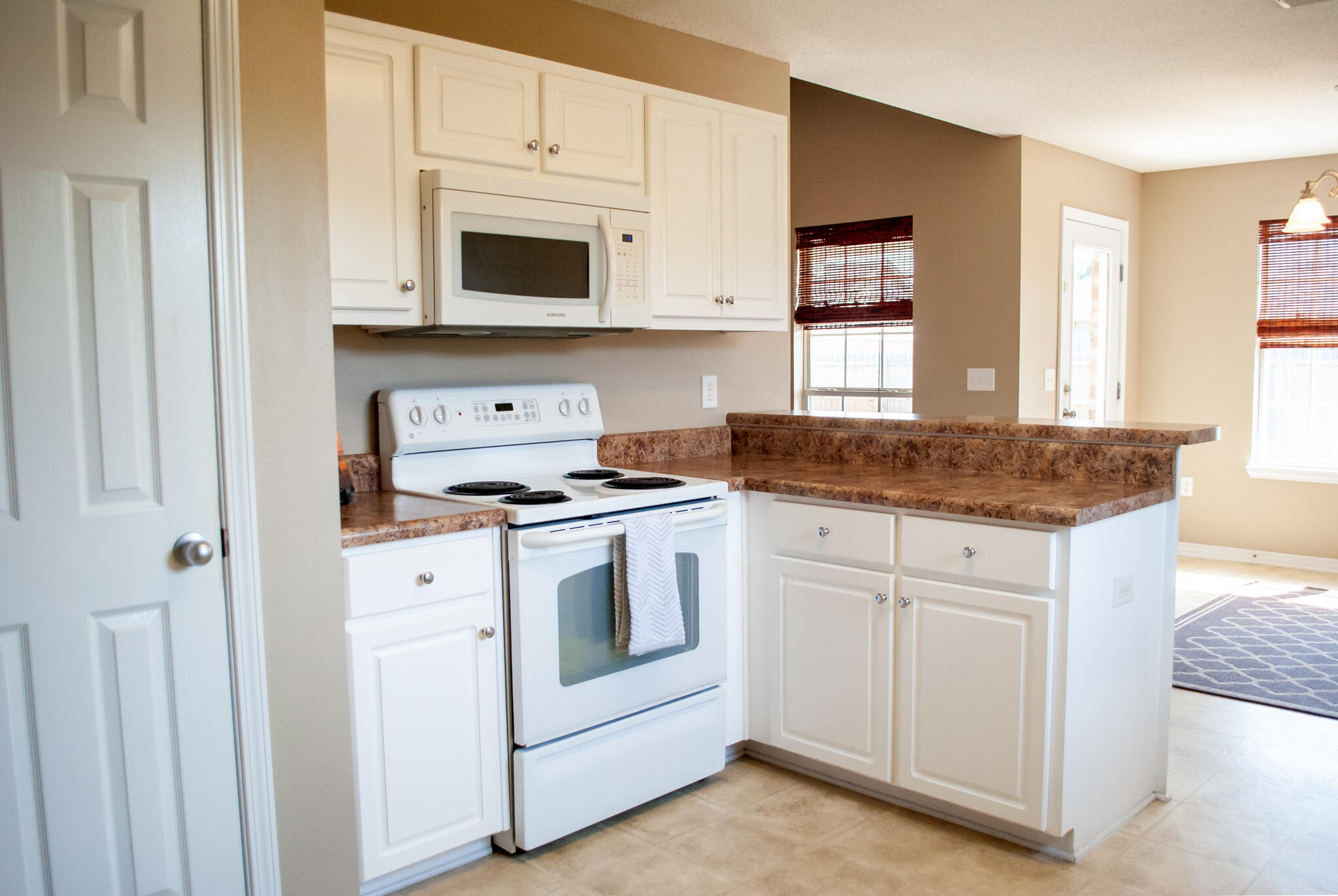 VENTURA ESTATES - Residential