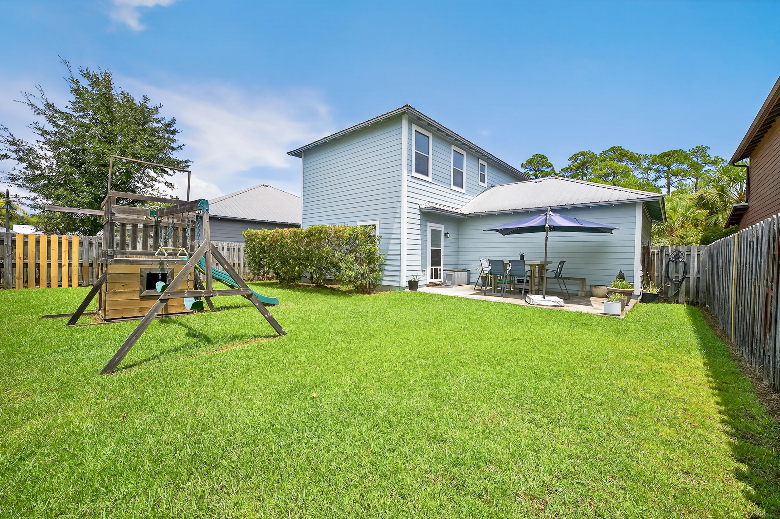 EAGLE BAY - Residential