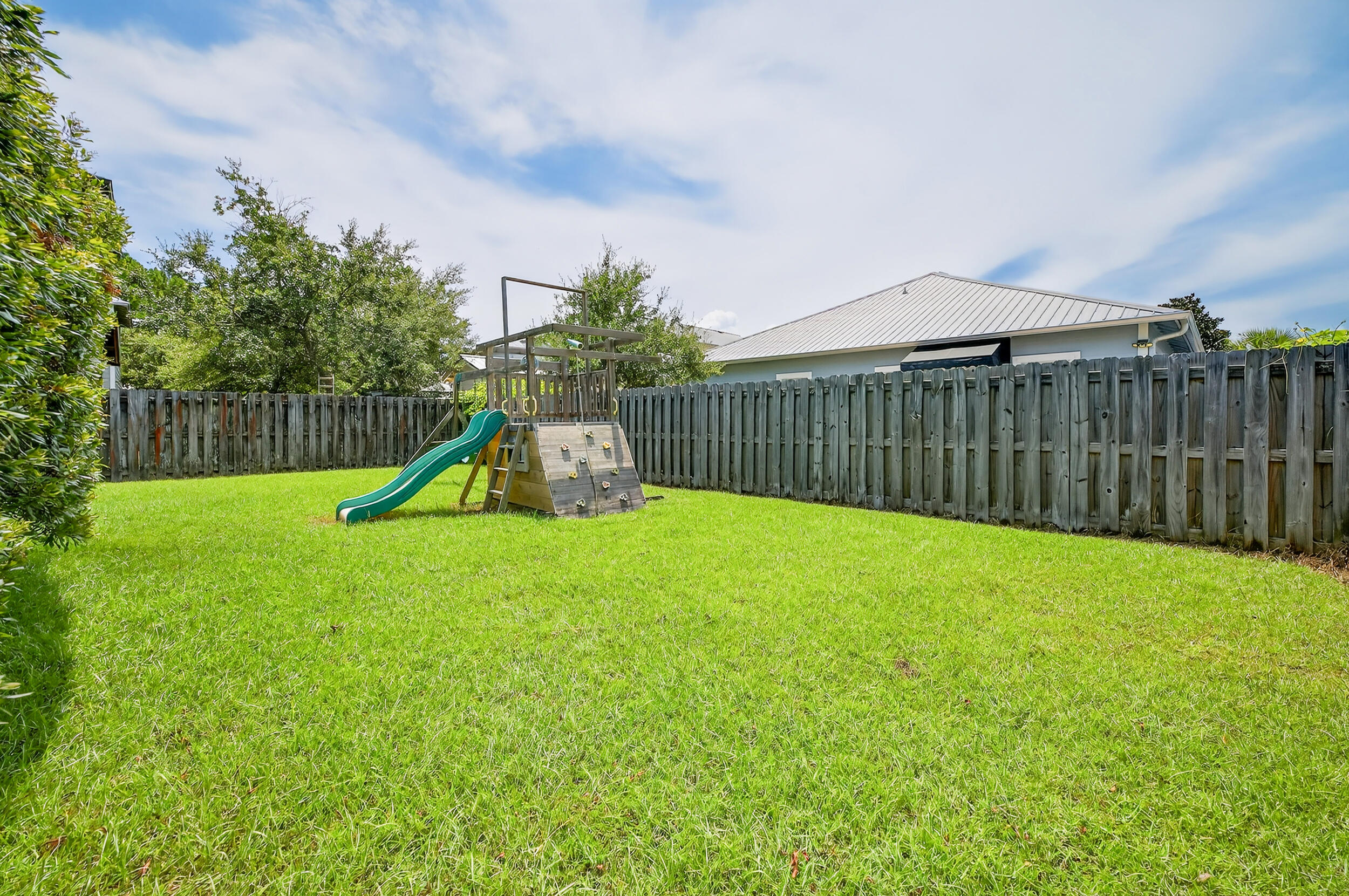 EAGLE BAY - Residential