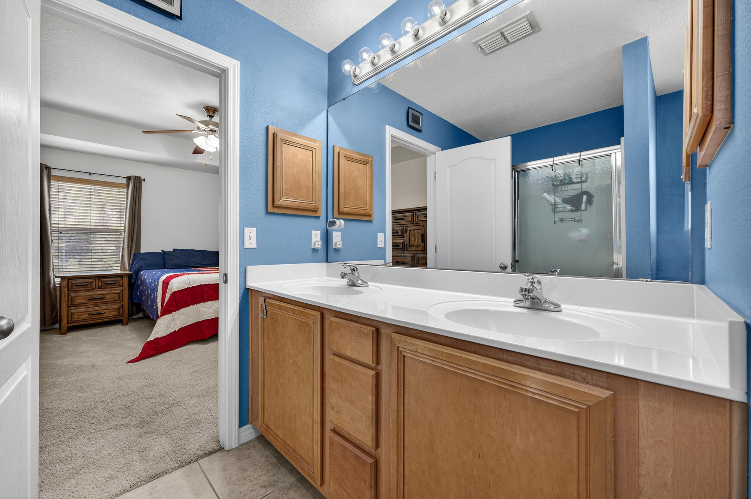 EAGLE BAY - Residential