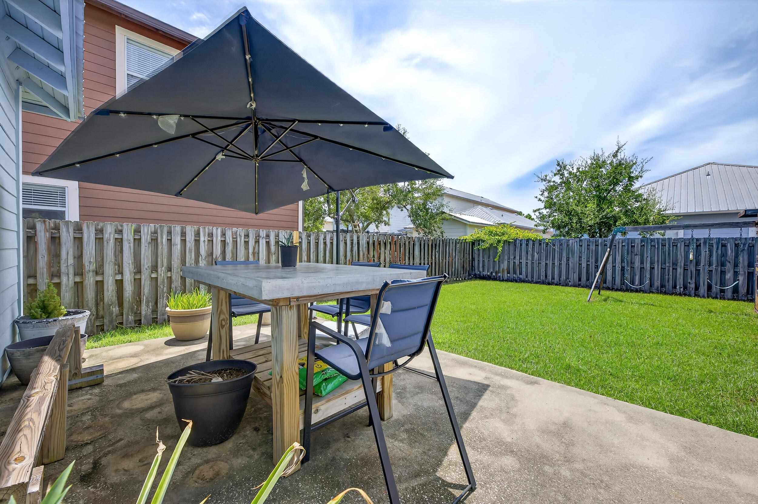 EAGLE BAY - Residential