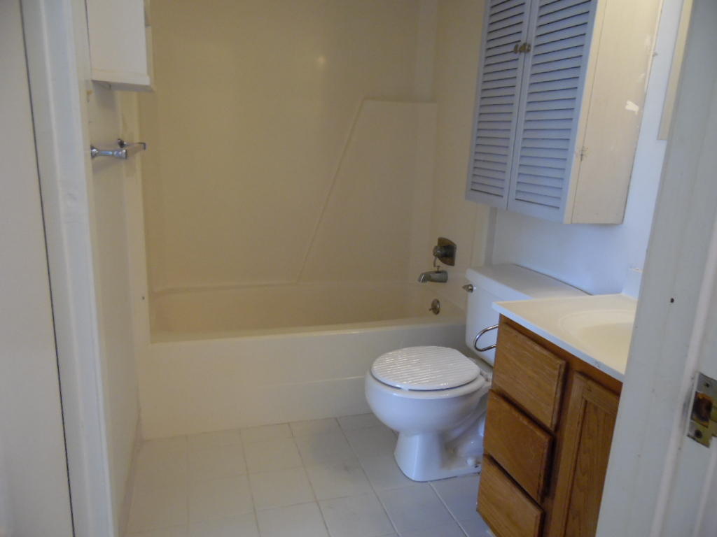 FINISTERRA CONDO - Residential