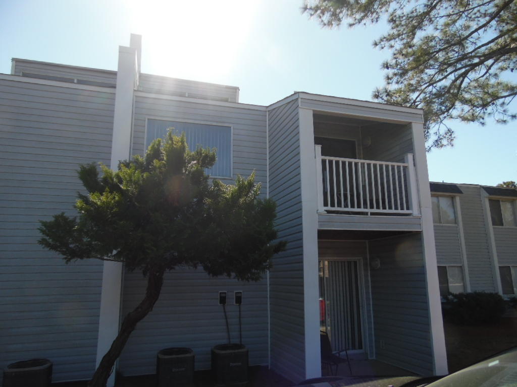 FINISTERRA CONDO - Residential